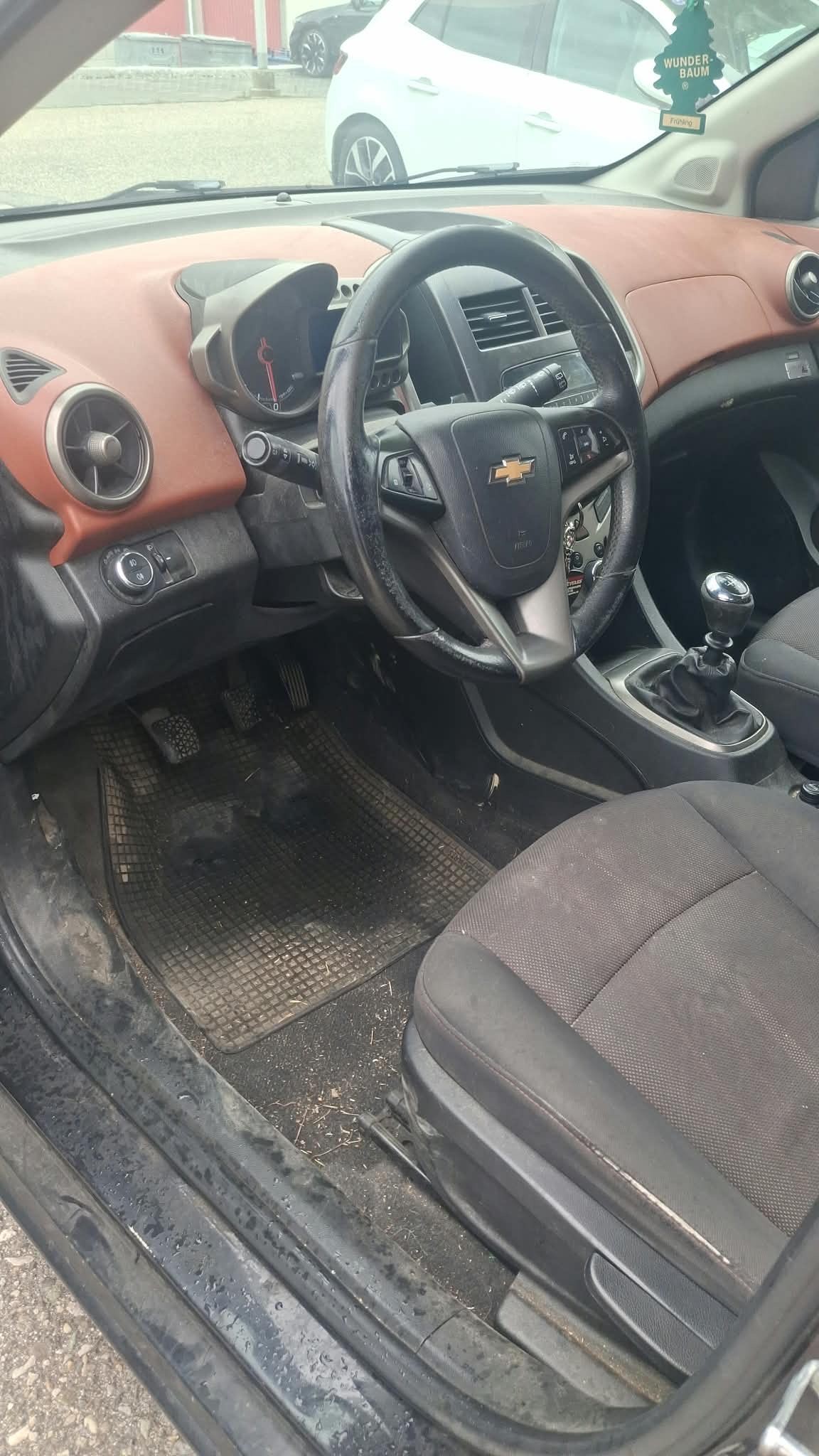 CHEVROLET Aveo 1.4 LTZ-image-8