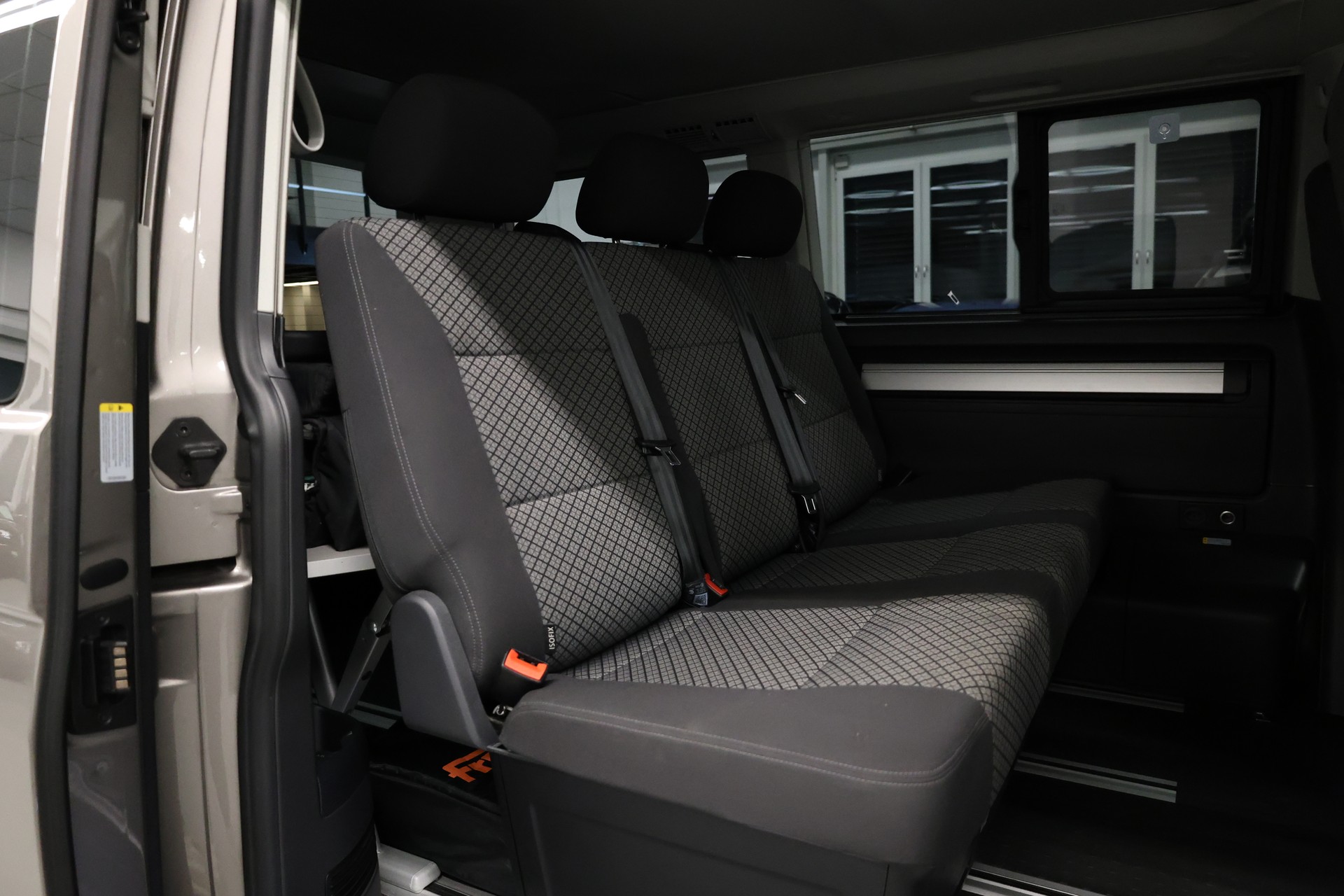 VW T6.1 California 3000 2.0 TDI 150 Beach Liberty Spirit DSG-image-22