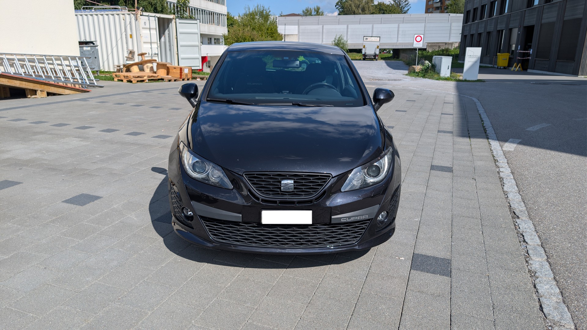 SEAT 1.4 TSI 180 Cupra DSG-image-1