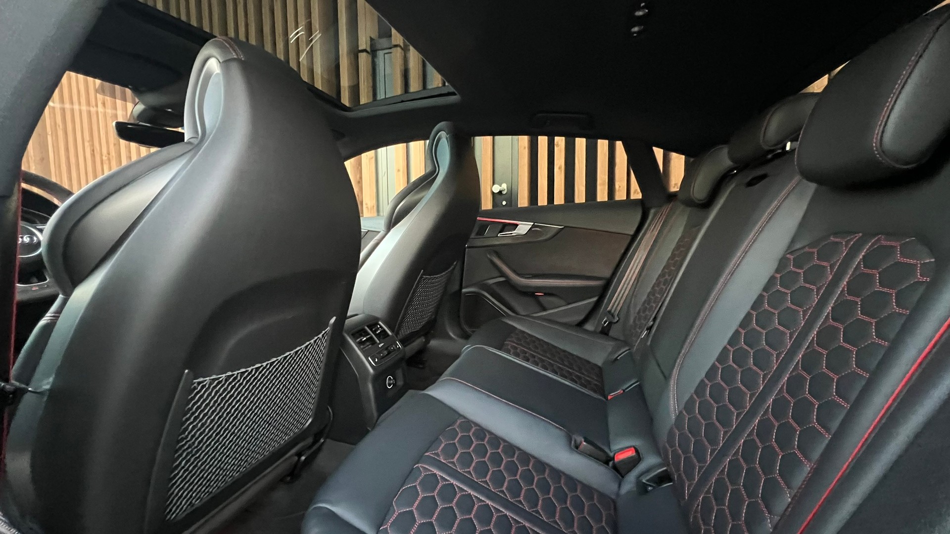 AUDI RS5 SPORTBACK 2.9 TFSI BLACK CARBON QUATTRO TIPTRONIC l 450 PS-image-28