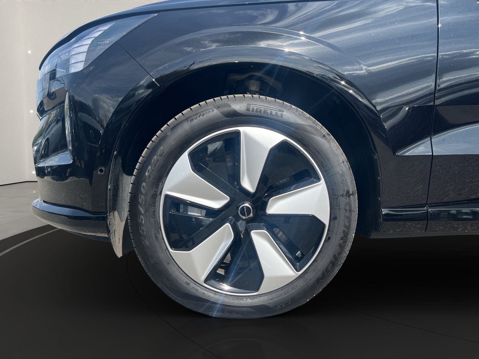 VOLVO EX90 Twin Plus AWD-image-8