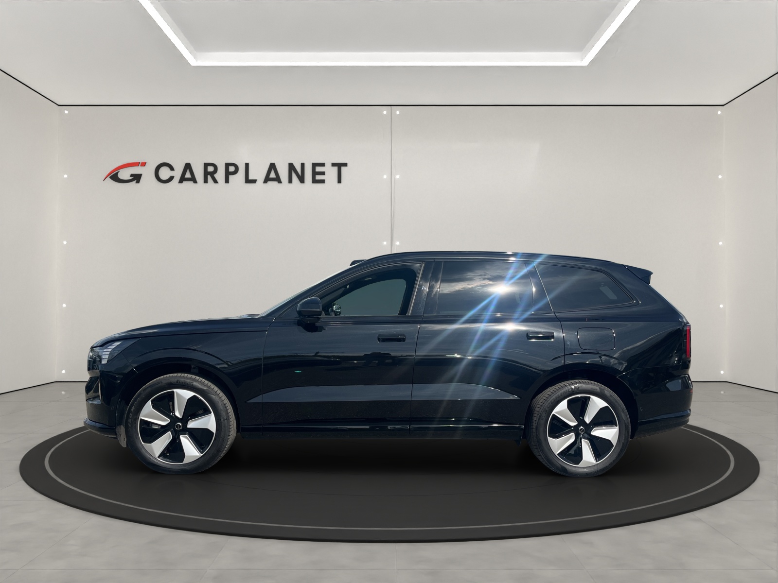 VOLVO EX90 Twin Plus AWD-image-1
