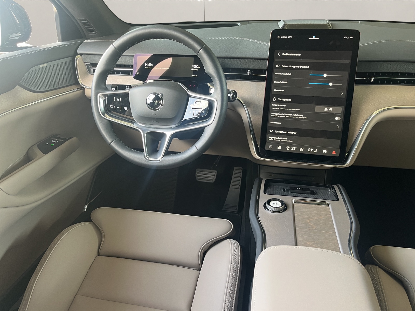 VOLVO EX90 Twin Plus AWD-image-15