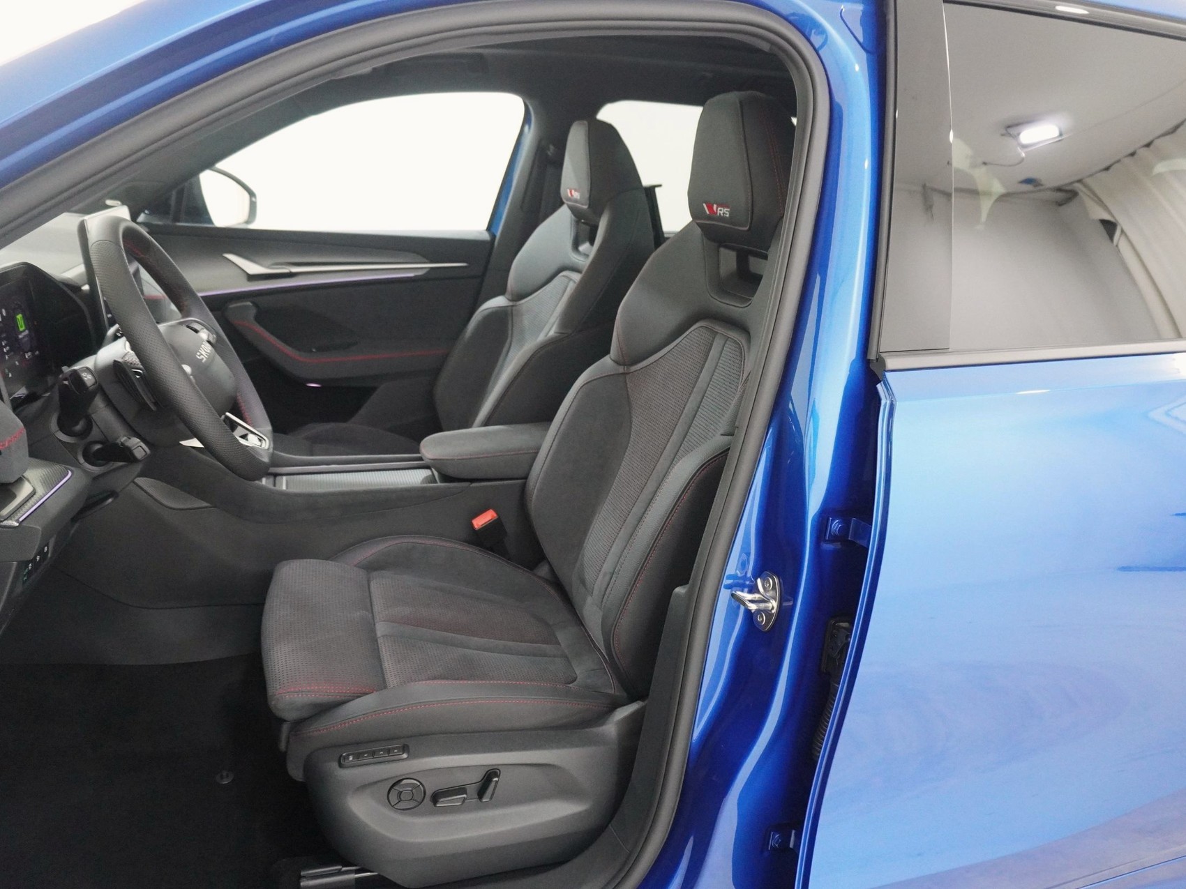 SKODA Kodiaq 2.0 TSI RS-image-12
