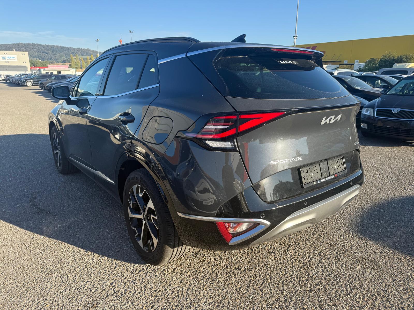 KIA Sportage 1.6 T-GDi Hybrid Style-image-5