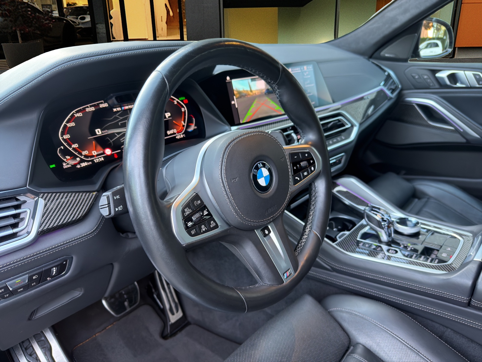 BMW X6 M50d M Sport / AHK-Leder-Laser-LED-M-Fahrwerk-Soft-Close-Massage uvm.-image-11
