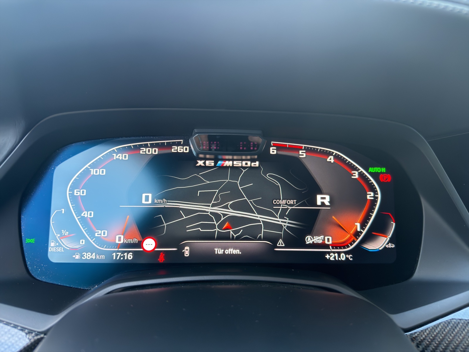 BMW X6 M50d M Sport / AHK-Leder-Laser-LED-M-Fahrwerk-Soft-Close-Massage uvm.-image-13