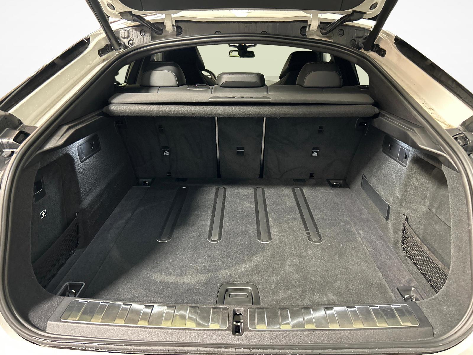 BMW X6 G06 M60i-image-12