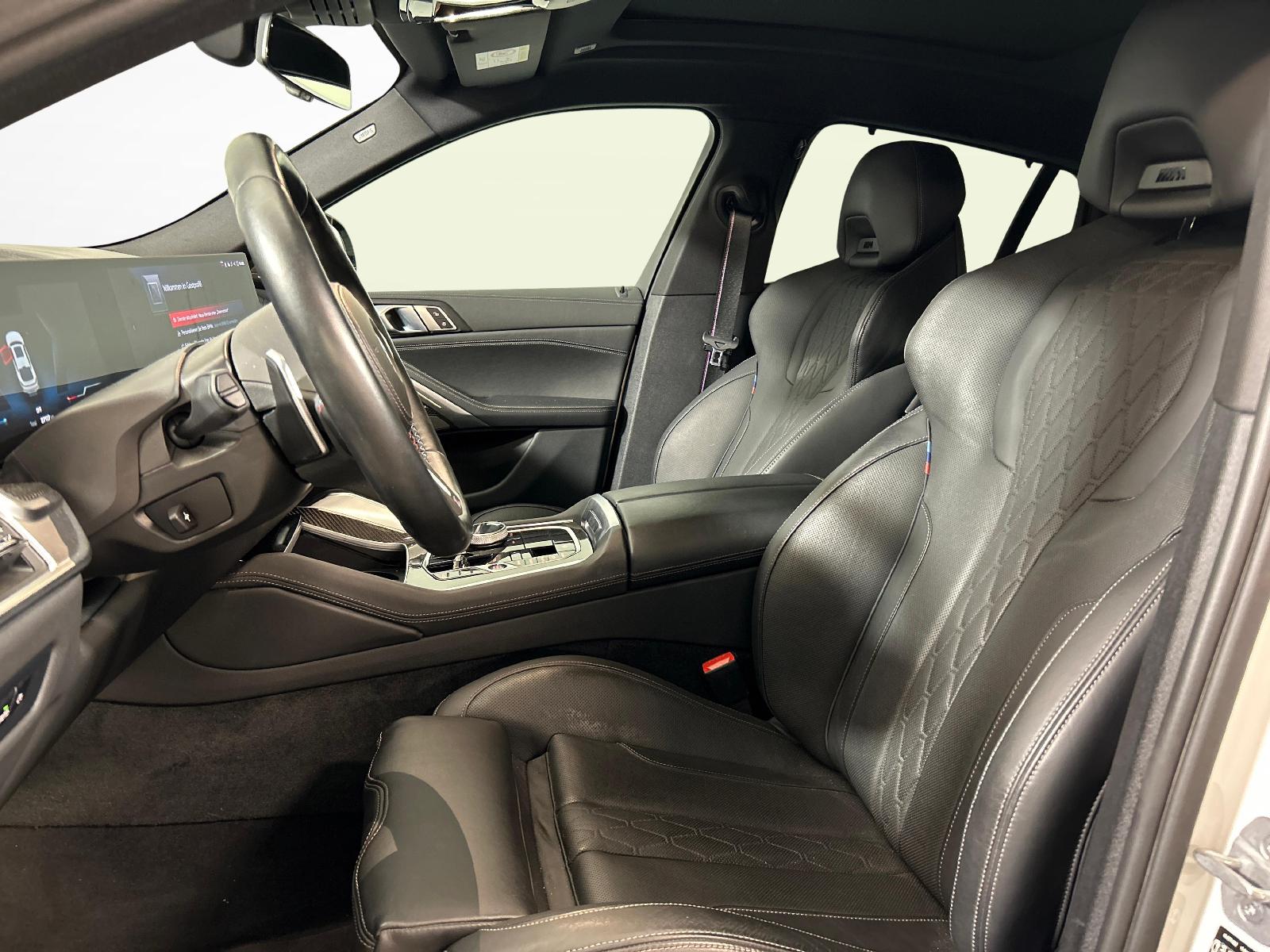 BMW X6 G06 M60i-showroom-element-2