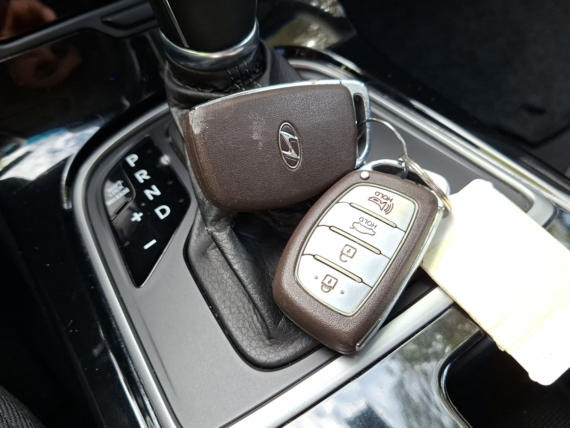 HYUNDAI i40 2.0 GDi Premium Automatic-image-17