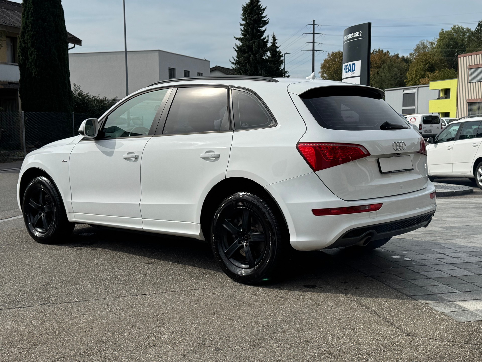 AUDI Q5 3.0 TDI quattro S-tronic-image-5