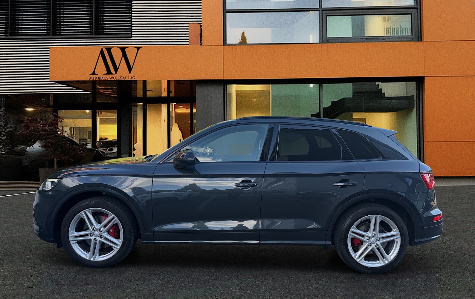 AUDI SQ5 3.0 V6 TFSI Quattro T-Tronic ABT-426PS / CH-Fahrzeug -Top Ausstattung-image-1