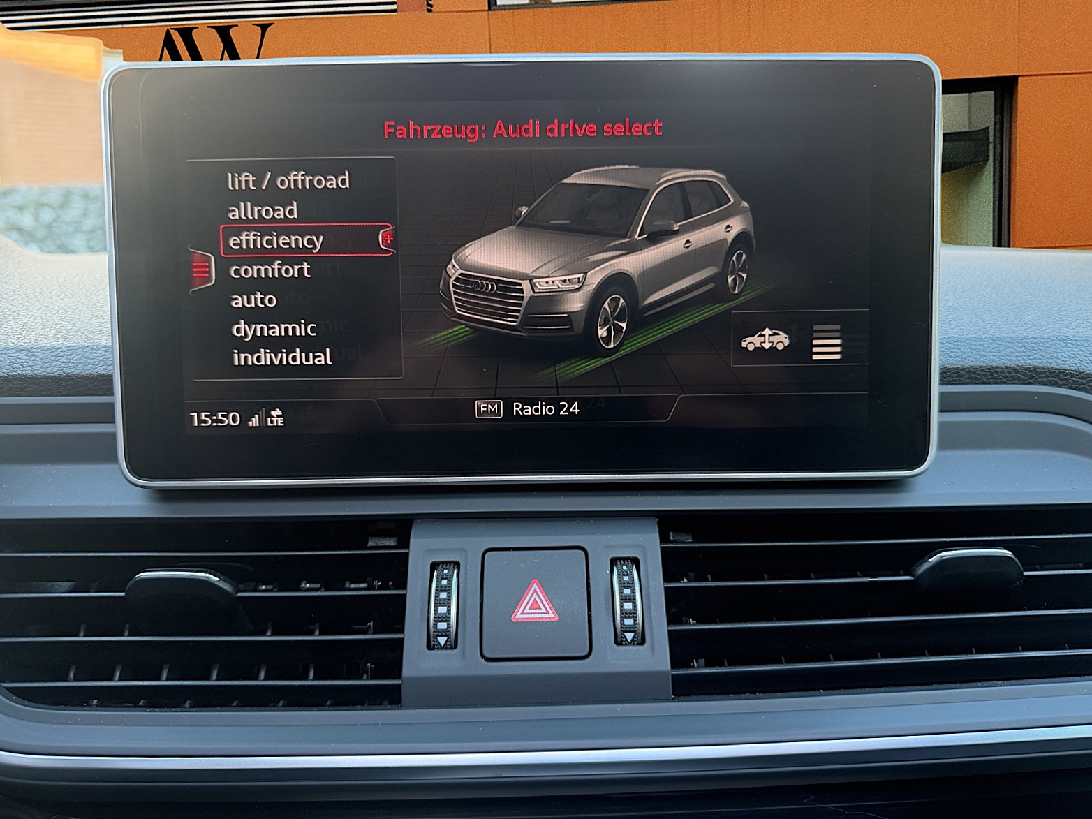 AUDI SQ5 3.0 V6 TFSI Quattro T-Tronic ABT-426PS / CH-Fahrzeug -Top Ausstattung-image-13
