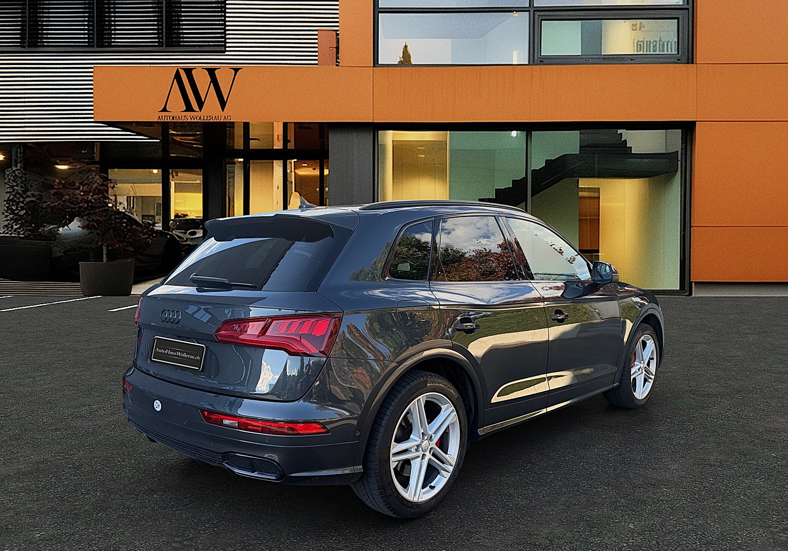 AUDI SQ5 3.0 V6 TFSI Quattro T-Tronic ABT-426PS / CH-Fahrzeug -Top Ausstattung-image-5