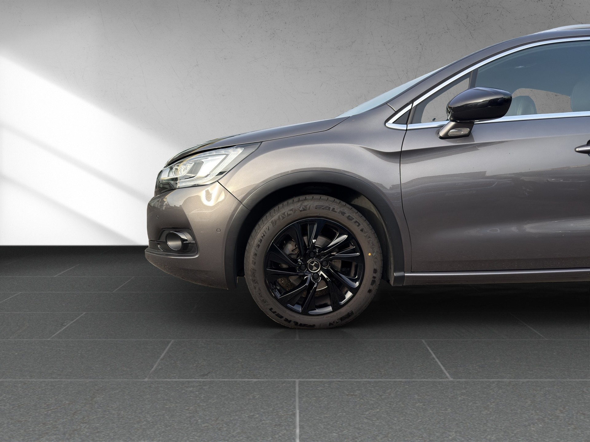 DS AUTOMOBILES DS 4 Crossback 1.6 Blue HDi SO Chic Automatic-image-12
