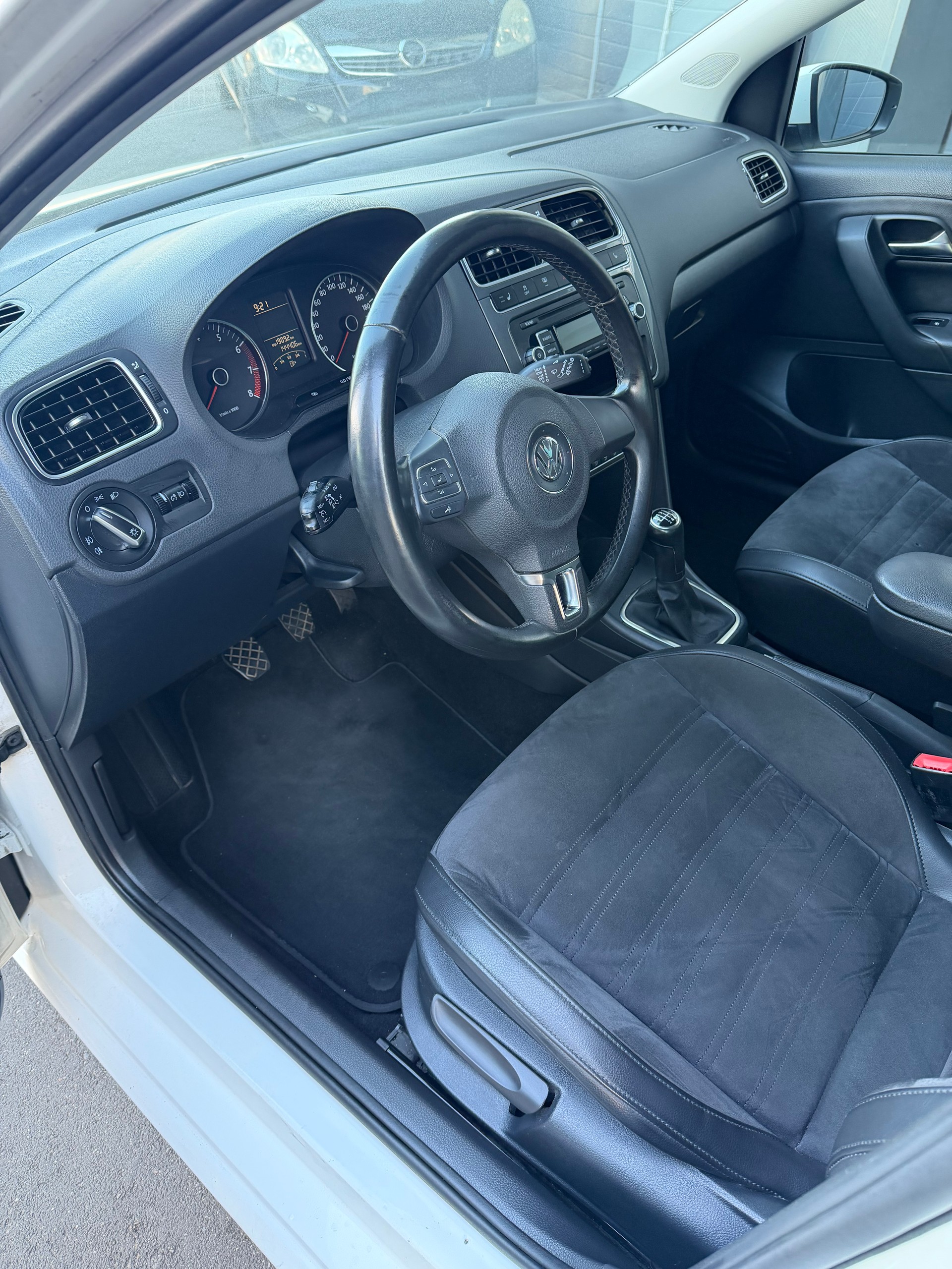 VW Polo 1.2 TSI Comfortline-image-6