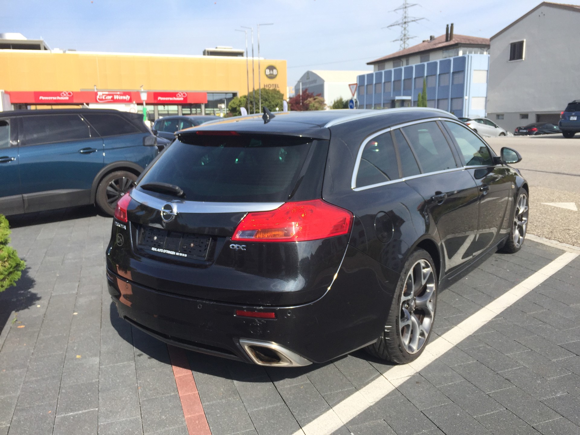 OPEL Insignia Sports Tourer 2.8 Turbo OPC 4WD Automatic-image-4