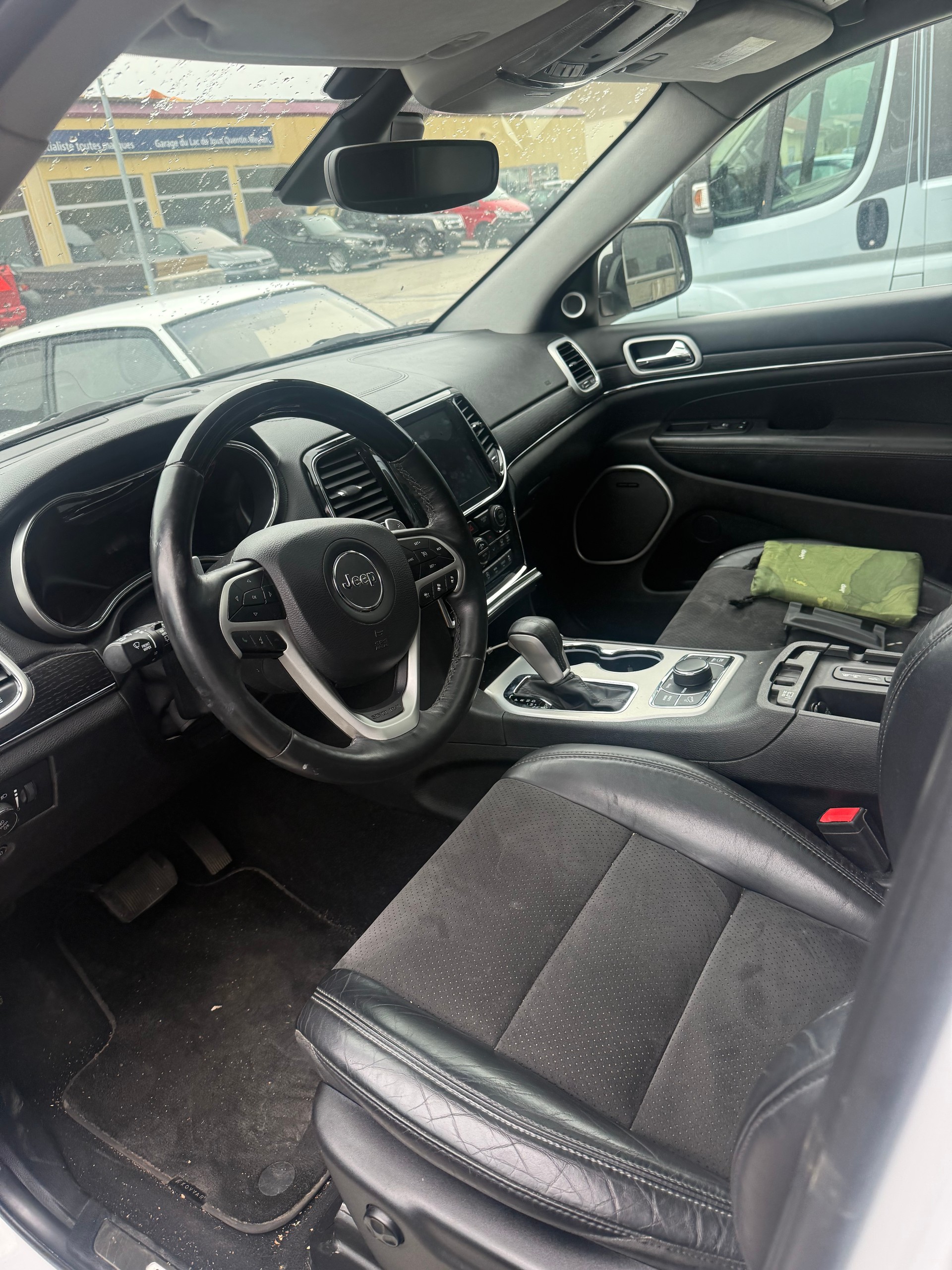 JEEP Grand Cherokee 3.0 CRD Summit Automatic-image-4