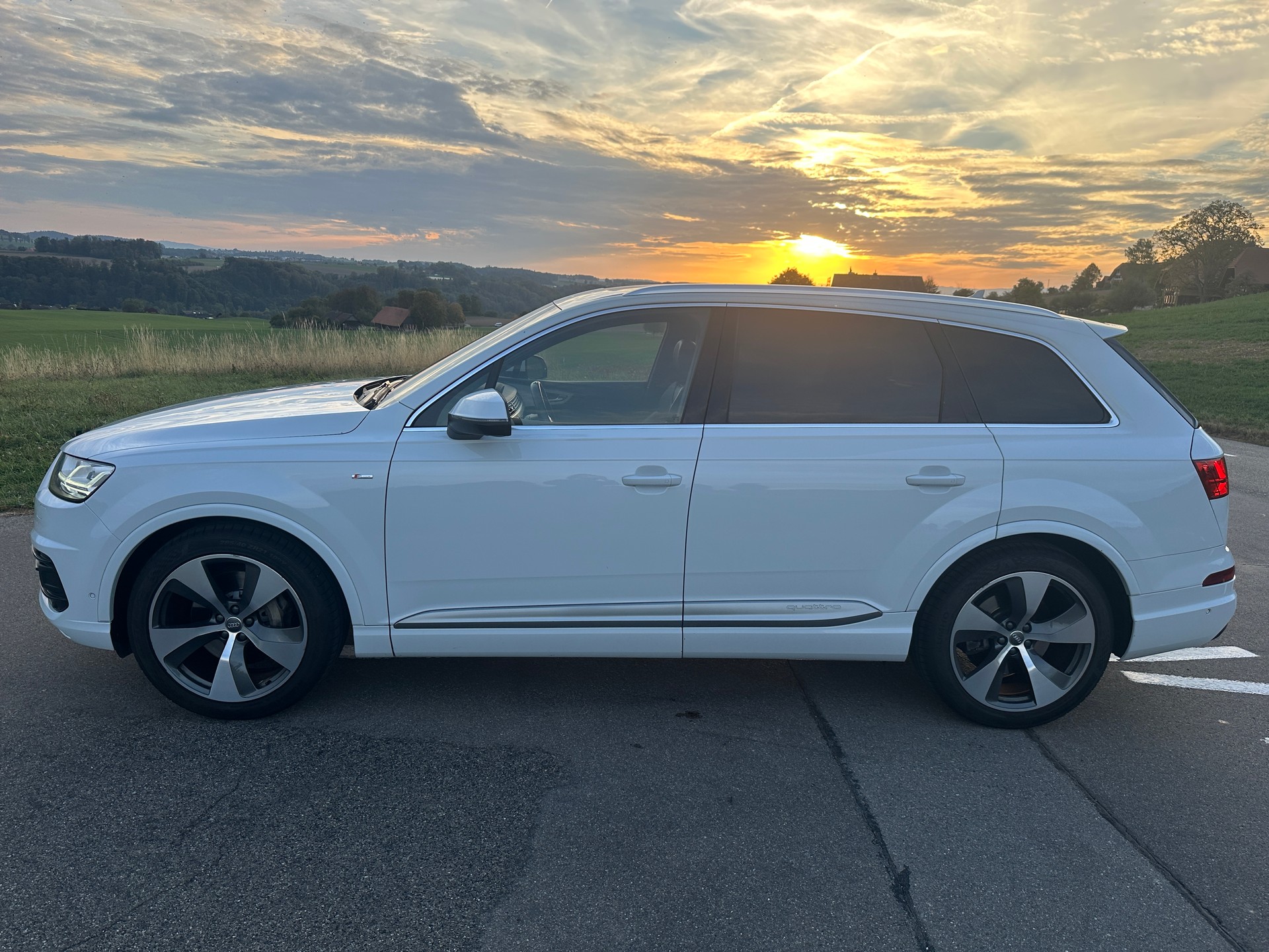 AUDI 3.0 V6 TDI 272 quattro T-Tronic S-Line-image-2