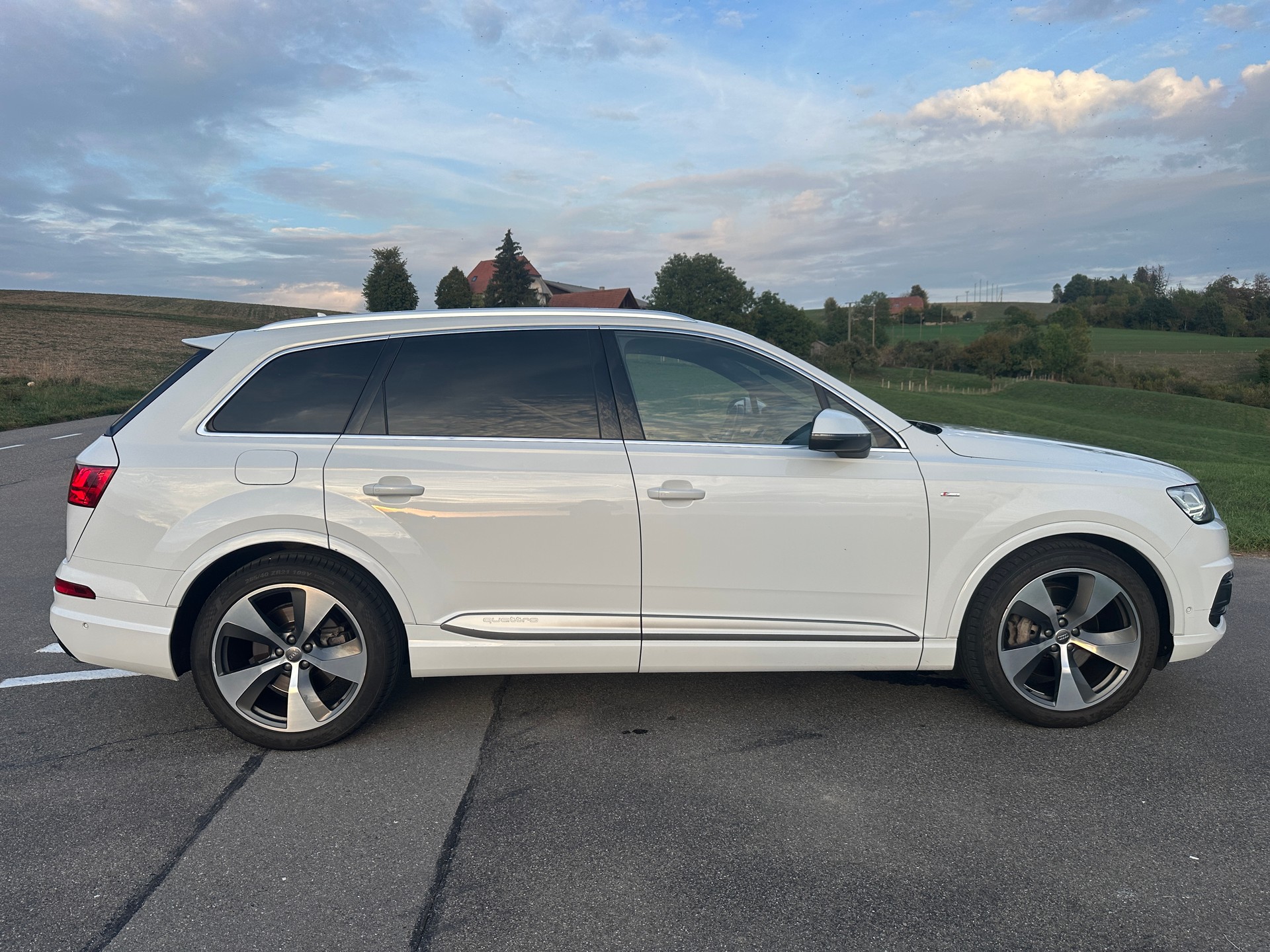 AUDI 3.0 V6 TDI 272 quattro T-Tronic S-Line-image-5