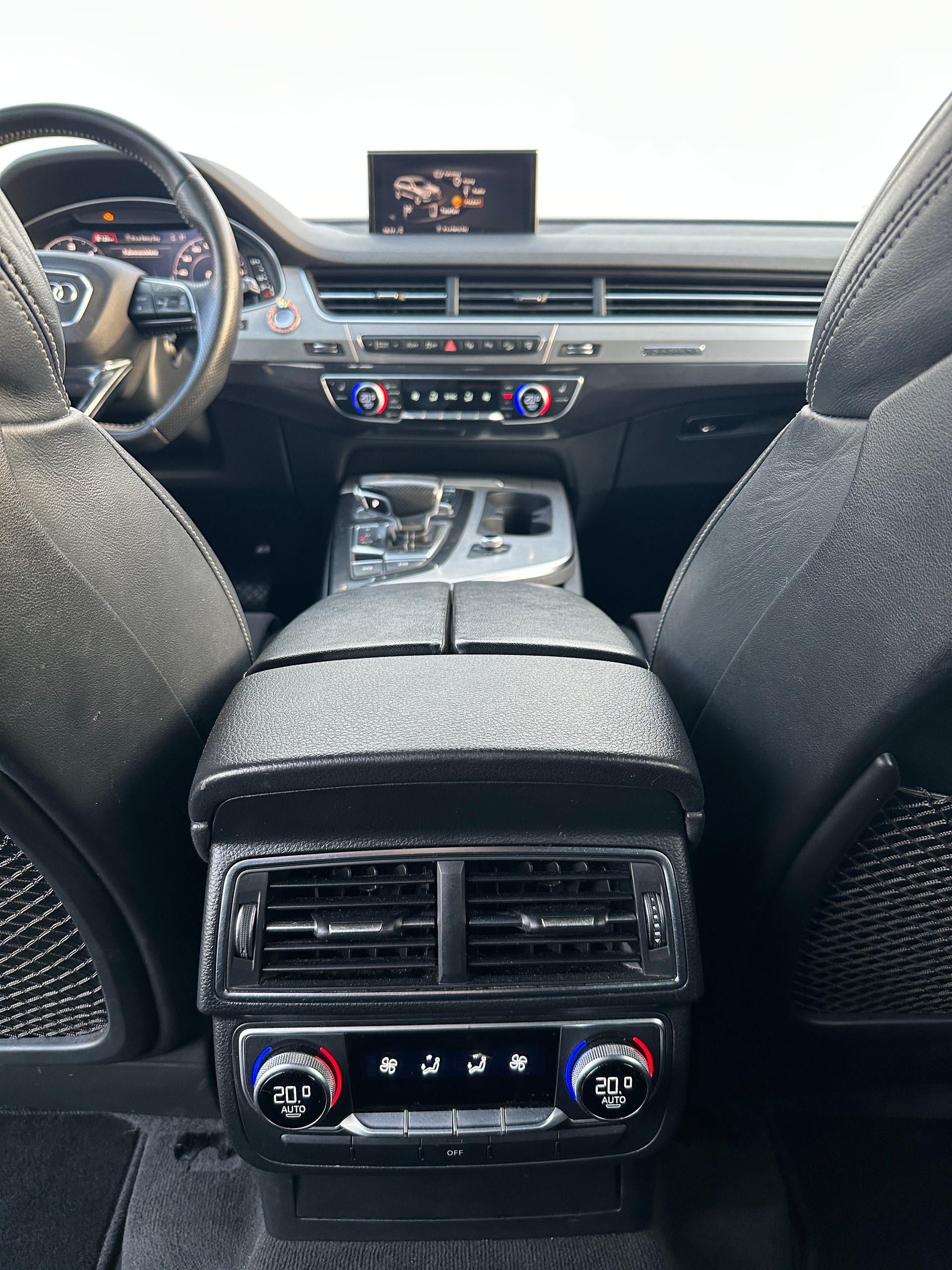 AUDI 3.0 V6 TDI 272 quattro T-Tronic S-Line-image-10