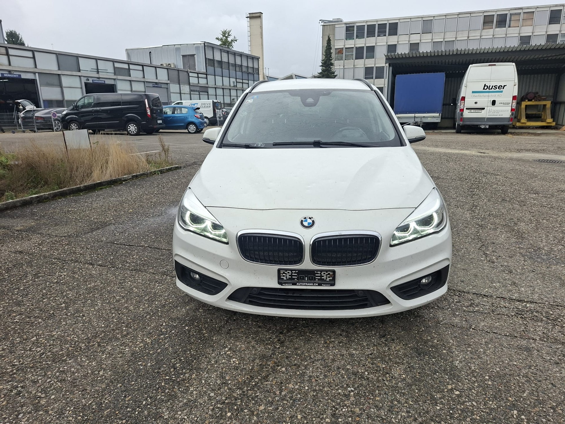 BMW 218d xDrive Gran Tourer Steptronic-image-2