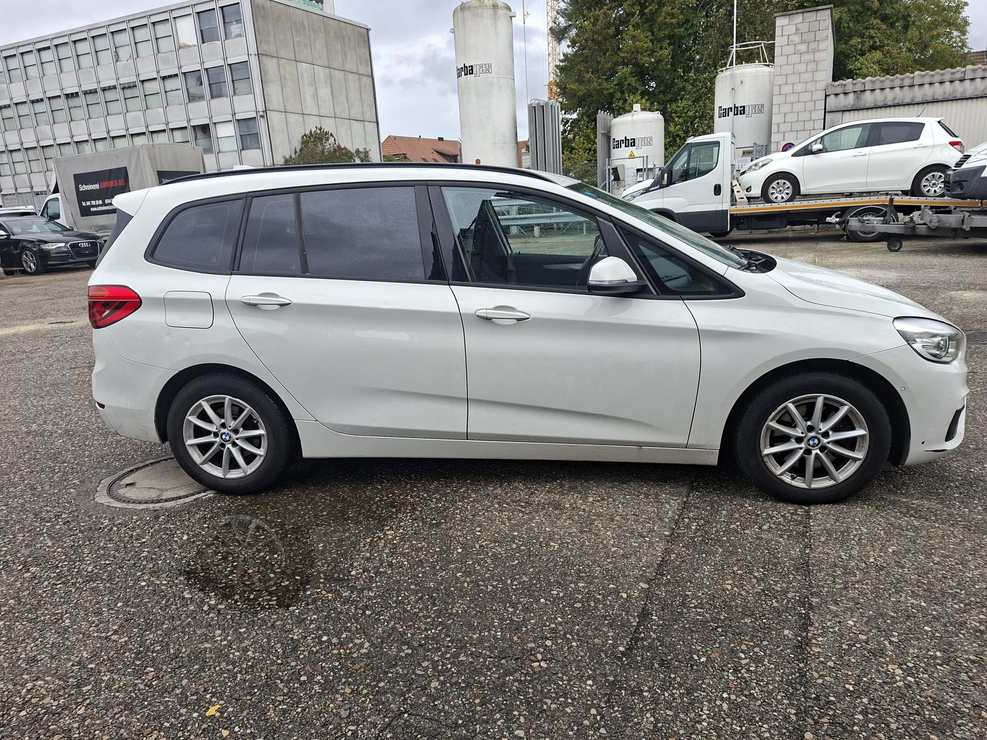 BMW 218d xDrive Gran Tourer Steptronic-image-3