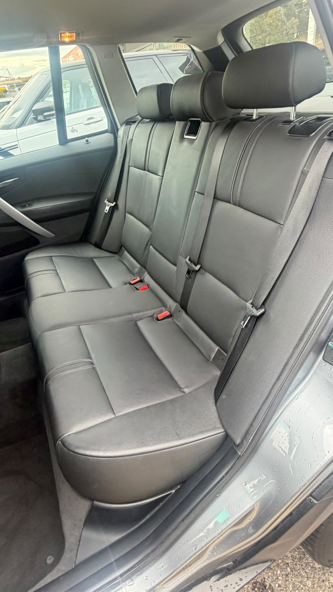 BMW X3 xDrive 30i (3.0si)-image-6