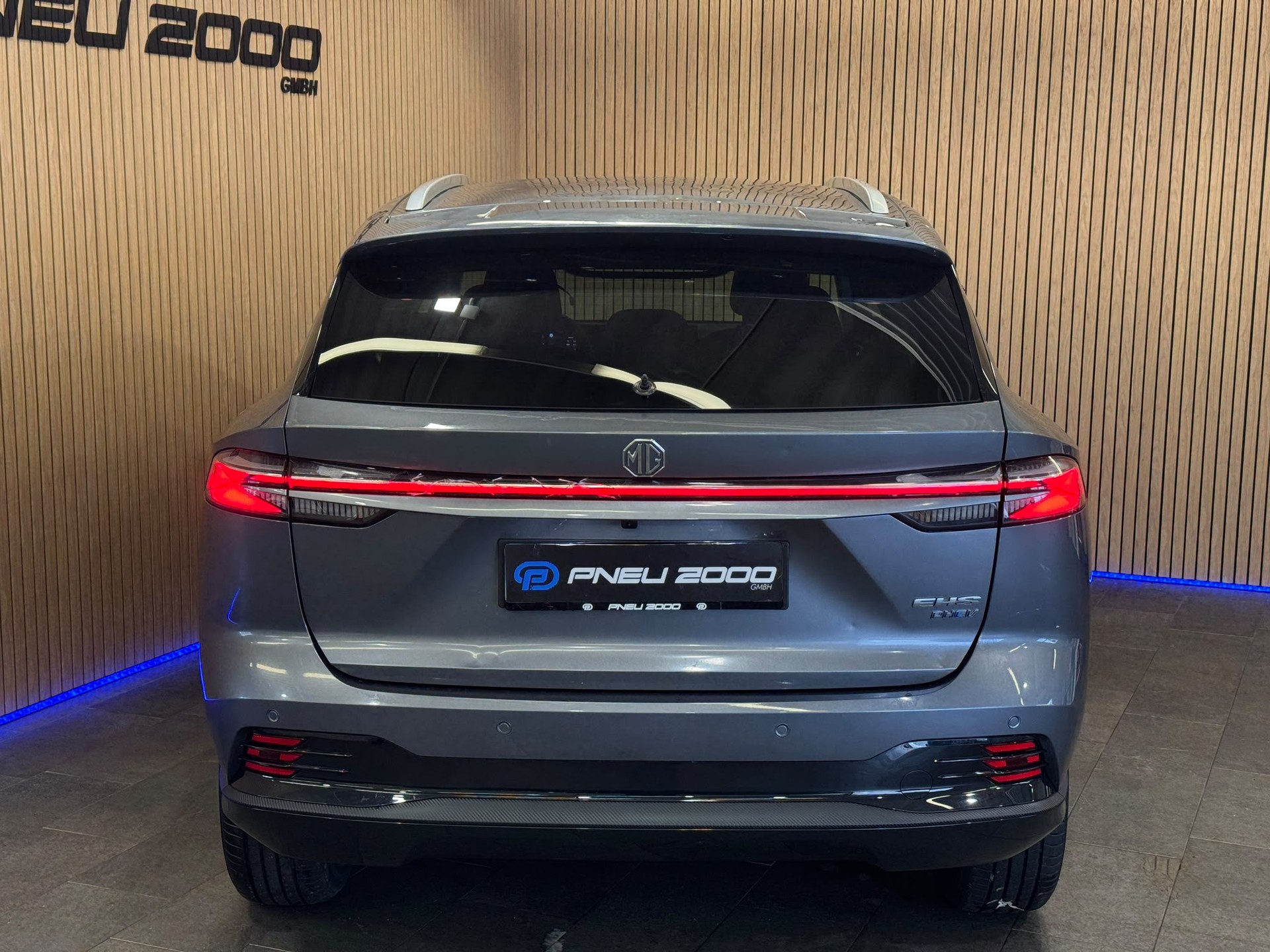 MG HS 1.5 T PHEV Luxury * HAGELSCHADEN*-image-7