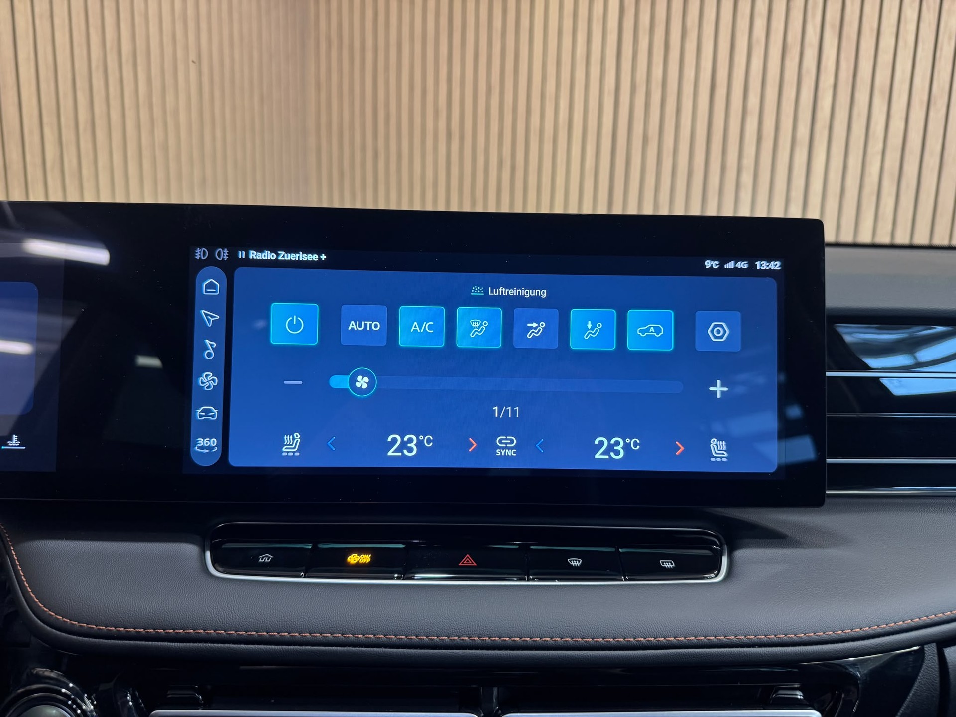 MG HS 1.5 T PHEV Luxury * HAGELSCHADEN*-image-14