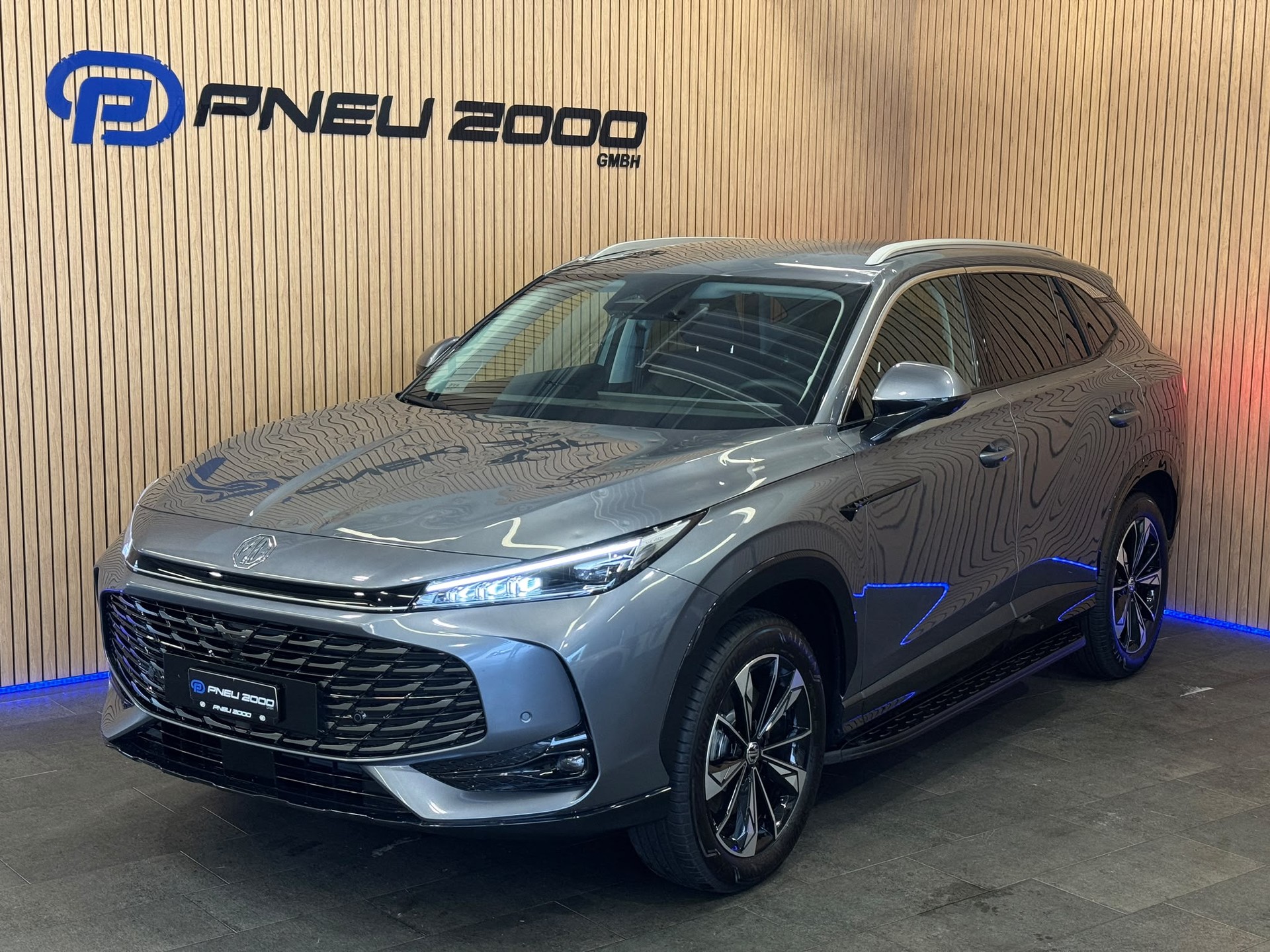 MG HS 1.5 T PHEV Luxury * HAGELSCHADEN*-image-0