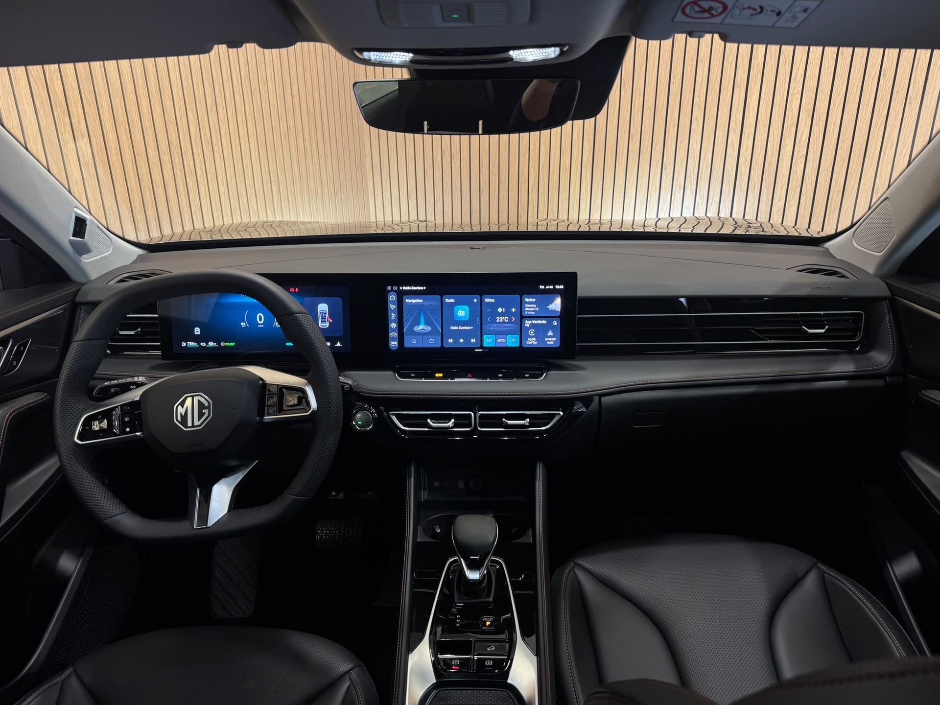 MG HS 1.5 T PHEV Luxury * HAGELSCHADEN*-image-9