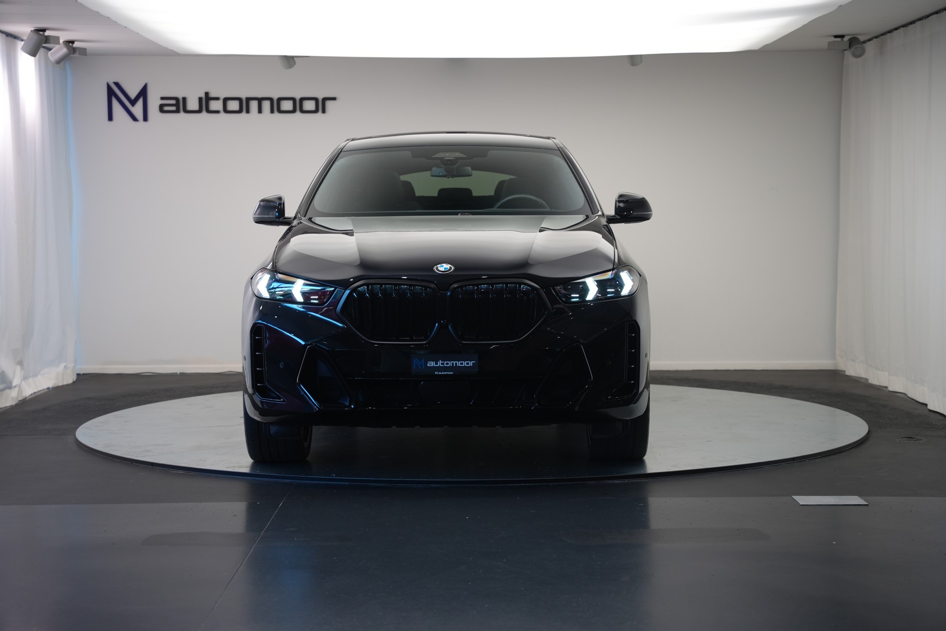 BMW X6 xDrive 48V 30d M Sport Pro Steptronic *CH-Fahrzeug* *Panorama* *Head-Up*-image-1