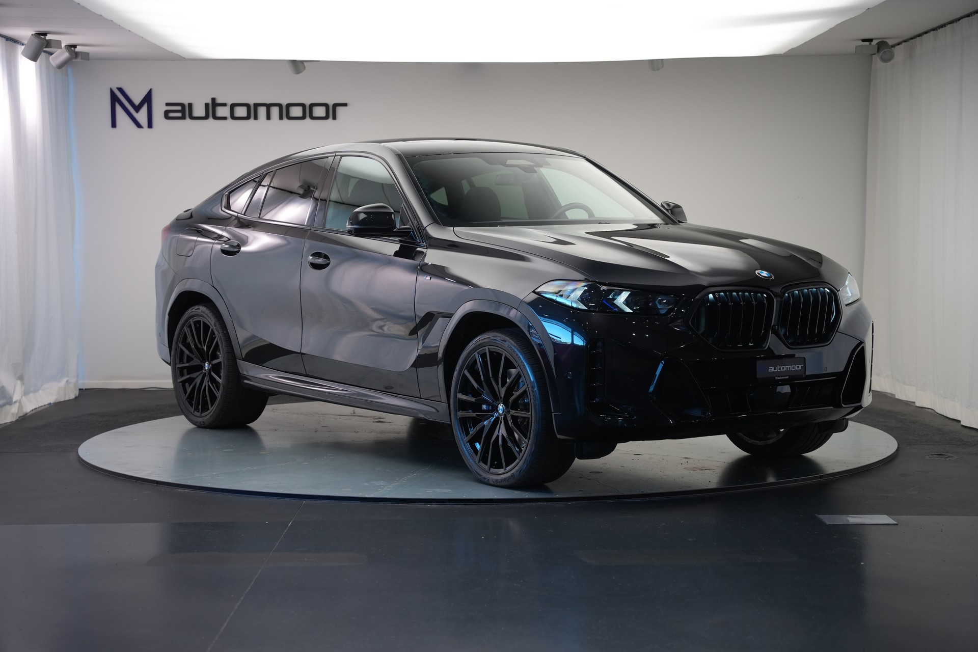 BMW X6 xDrive 48V 30d M Sport Pro Steptronic *CH-Fahrzeug* *Panorama* *Head-Up*-image-2