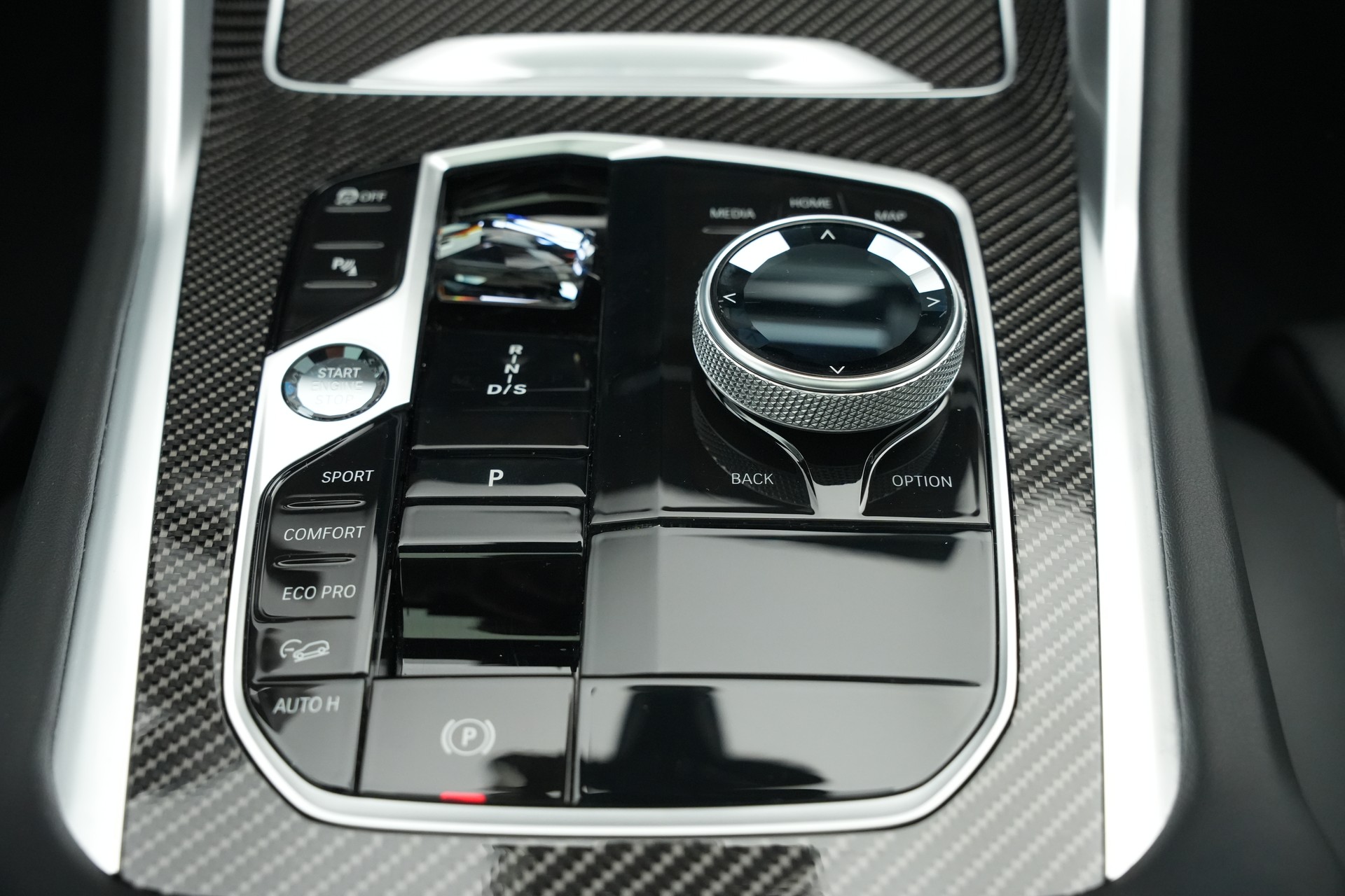 BMW X6 xDrive 48V 30d M Sport Pro Steptronic *CH-Fahrzeug* *Panorama* *Head-Up*-image-32