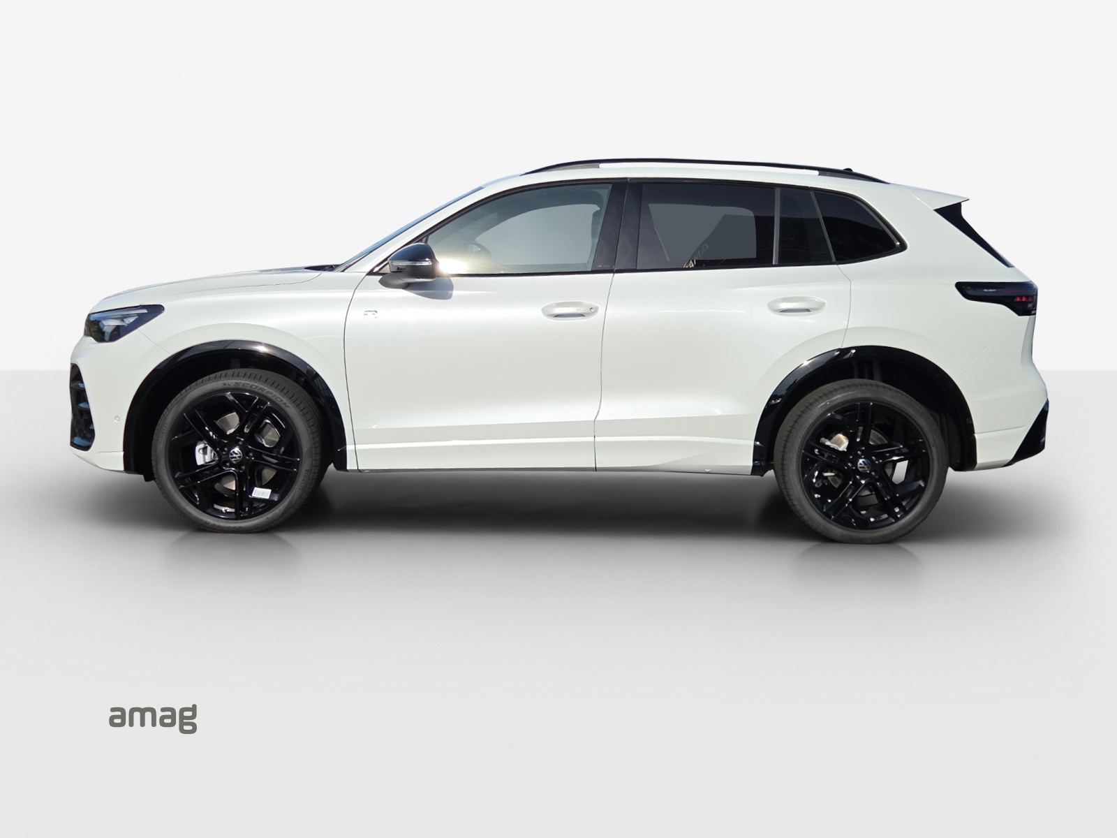 VW Tiguan 2.0 TDI SCR R-Line 4Motion DSG-image-1