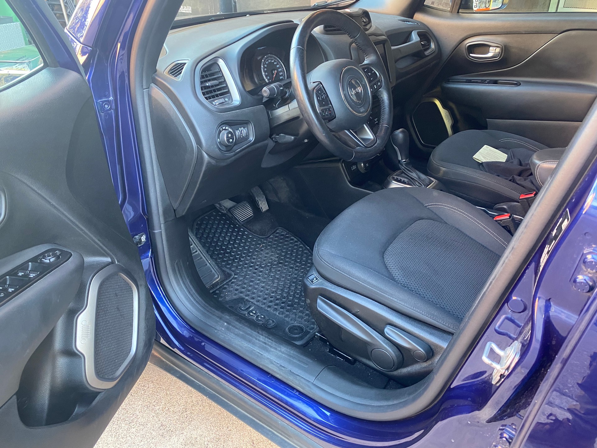 JEEP Renegade 1.3 Turbo S AWD, frisch ab Service & MFK-image-10