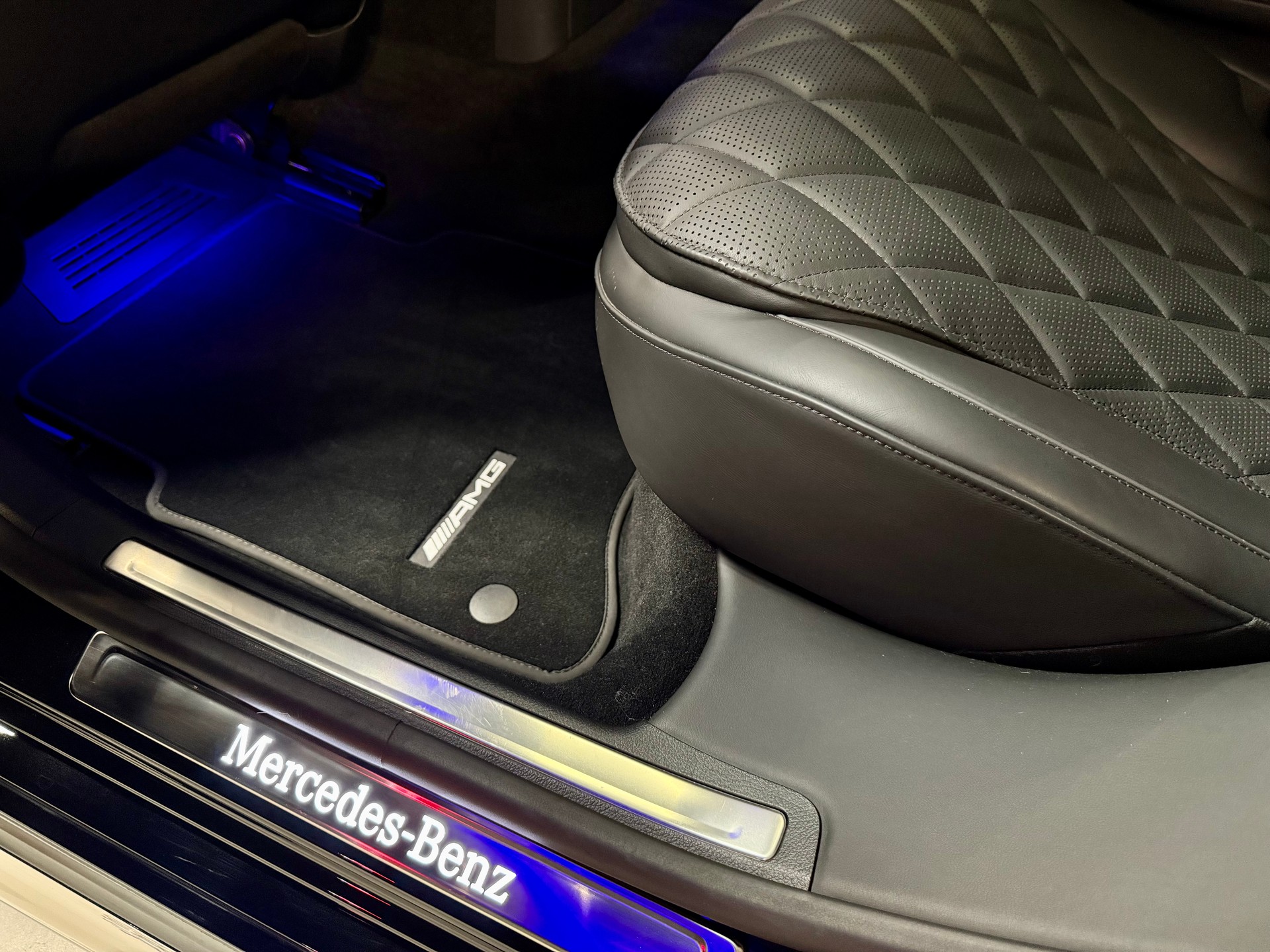 MERCEDES-BENZ S 450 V6 AMG Line 4matic lang / CH Fahrzeug / Werksgarantie 60m / Gratis service 100'000km-image-19