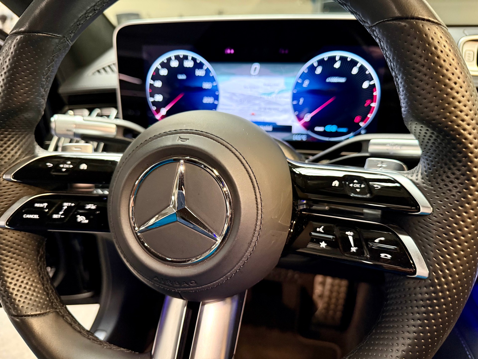 MERCEDES-BENZ S 450 V6 AMG Line 4matic lang / CH Fahrzeug / Werksgarantie 60m / Gratis service 100'000km-image-12