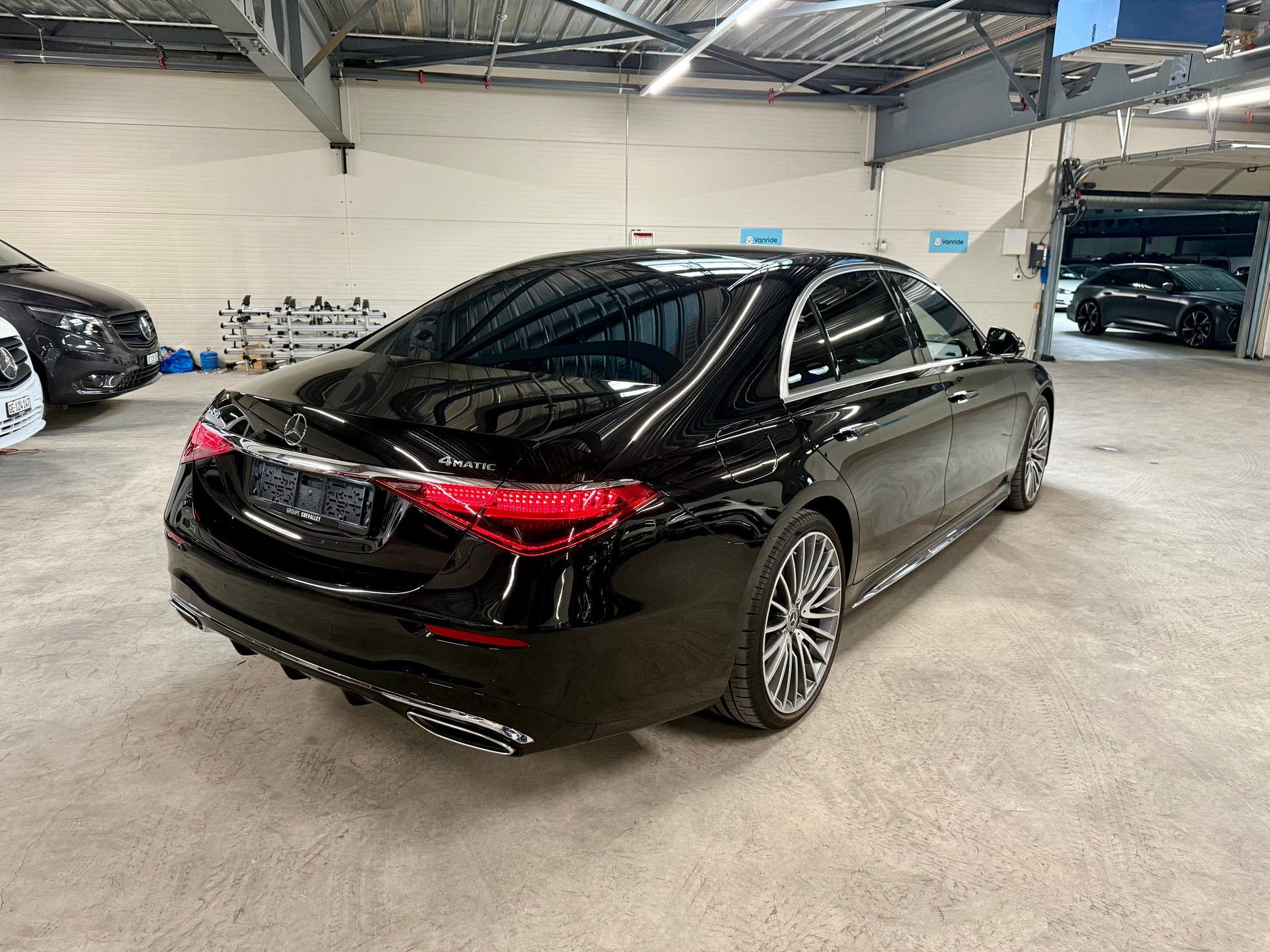 MERCEDES-BENZ S 450 V6 AMG Line 4matic lang / CH Fahrzeug / Werksgarantie 60m / Gratis service 100'000km-image-3