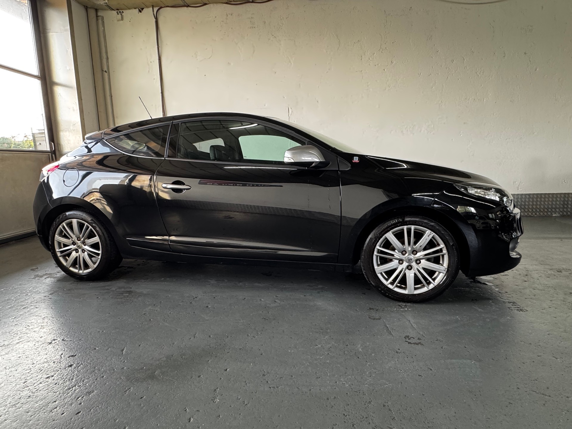 RENAULT Mégane 1.4 16V Turbo Expression-image-6