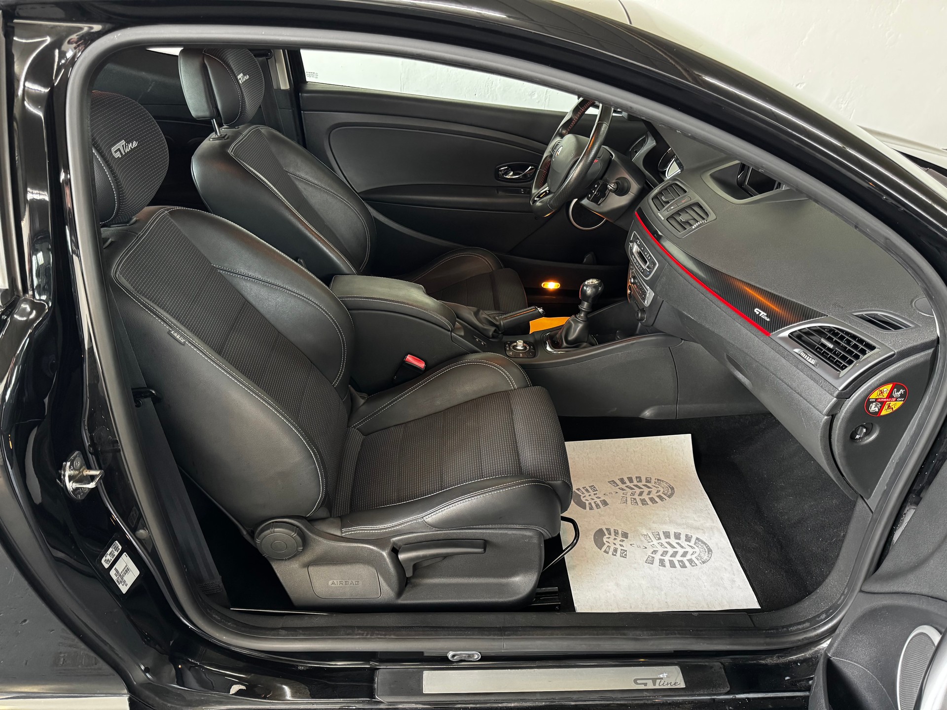 RENAULT Mégane 1.4 16V Turbo Expression-image-17