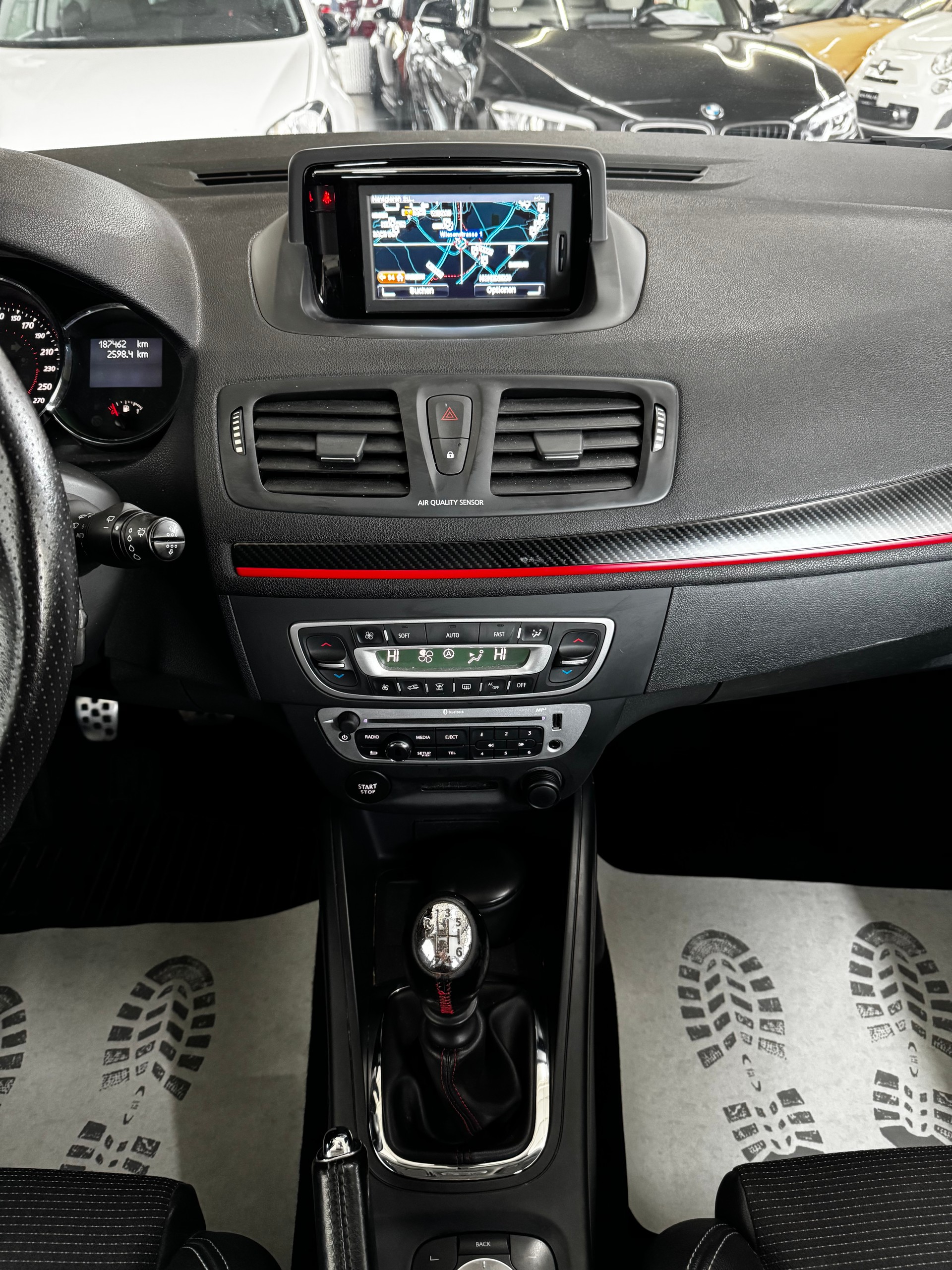 RENAULT Mégane 1.4 16V Turbo Expression-image-16