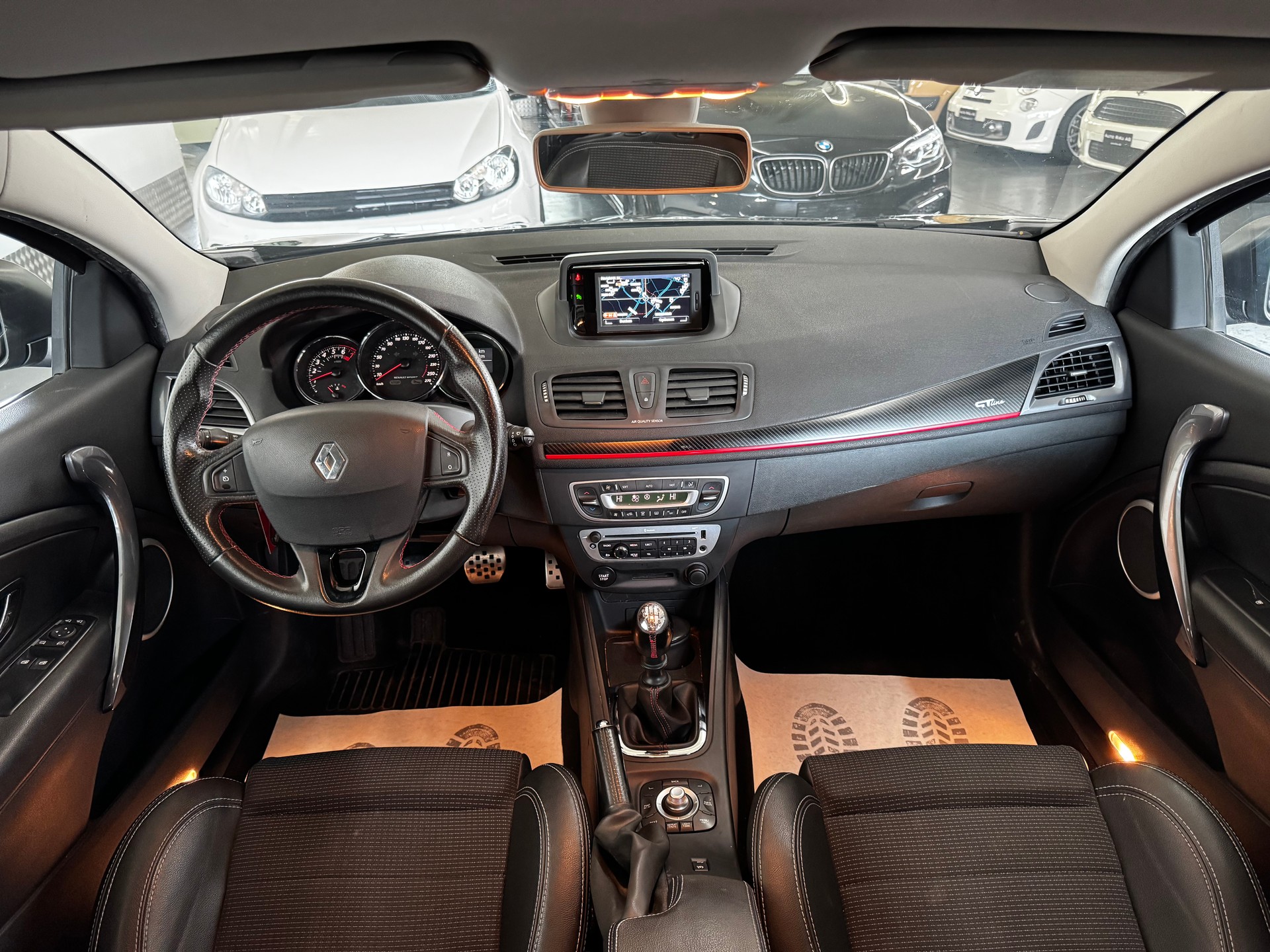 RENAULT Mégane 1.4 16V Turbo Expression-image-15