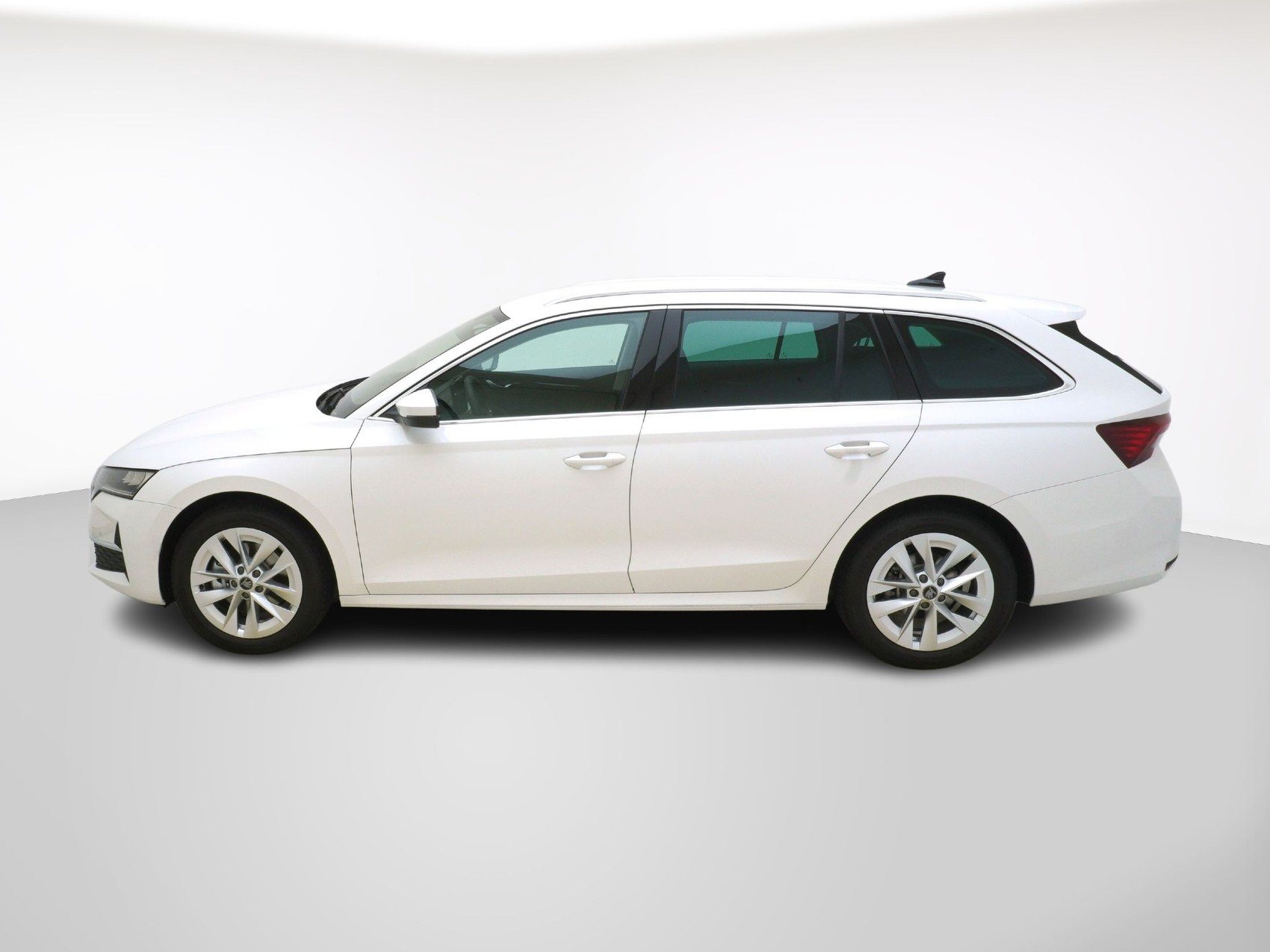 SKODA Octavia 2.0 TDI Selection-Loft DSG-image-1