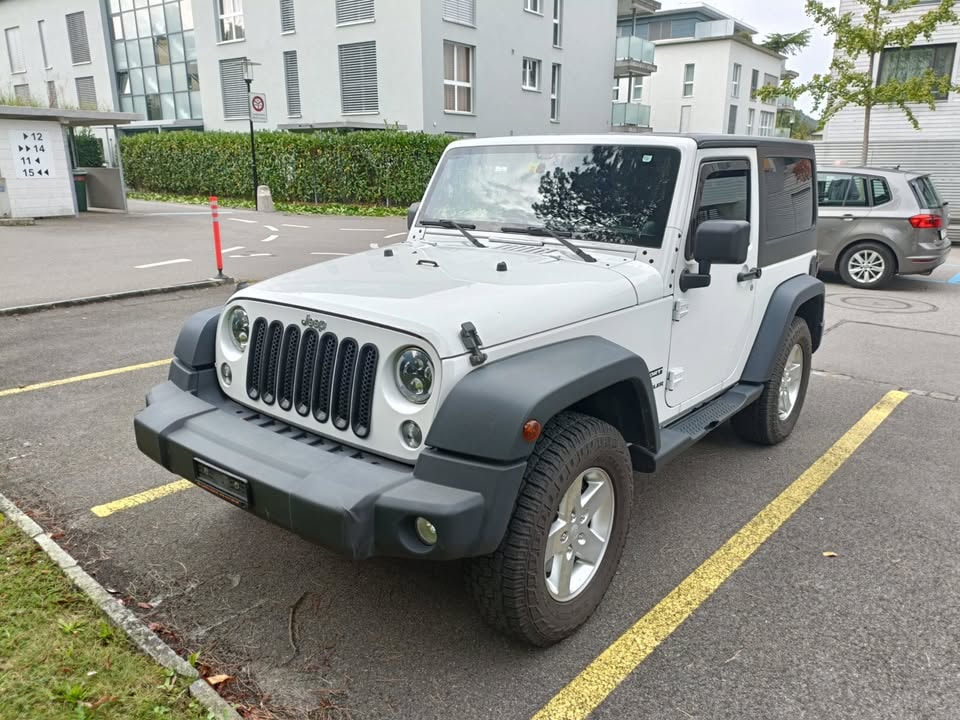 JEEP Wrangler 2.8 CRD Sport Automatic softtop-image-4