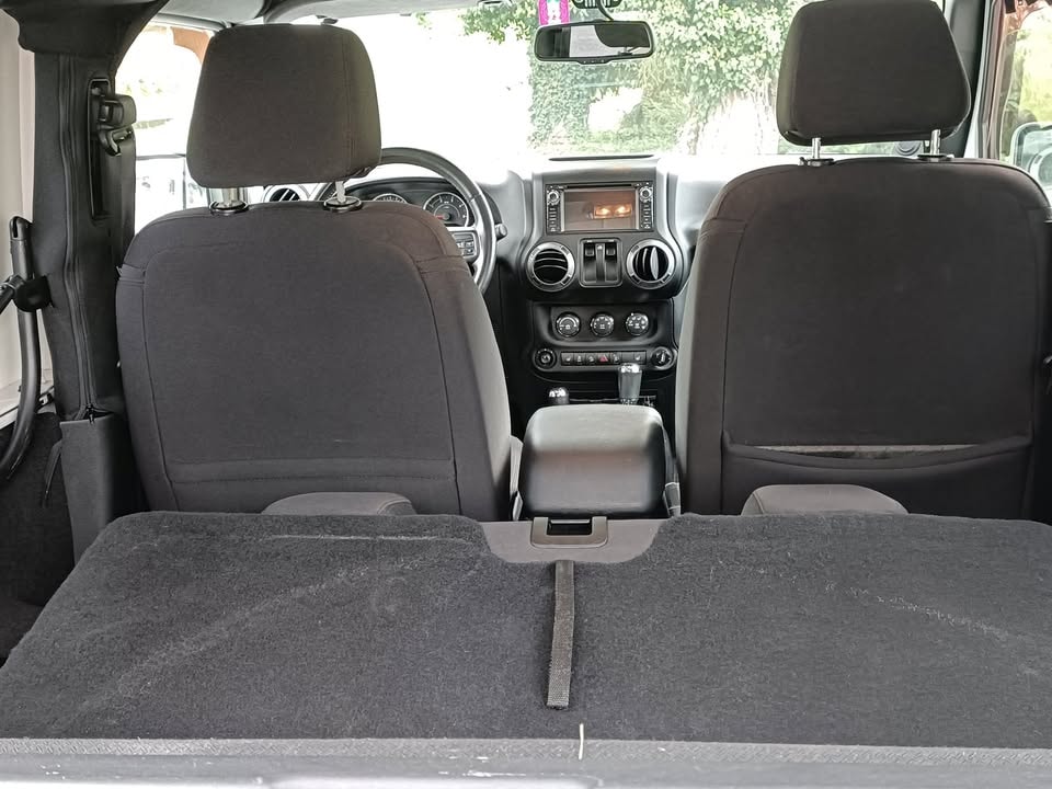 JEEP Wrangler 2.8 CRD Sport Automatic softtop-image-10