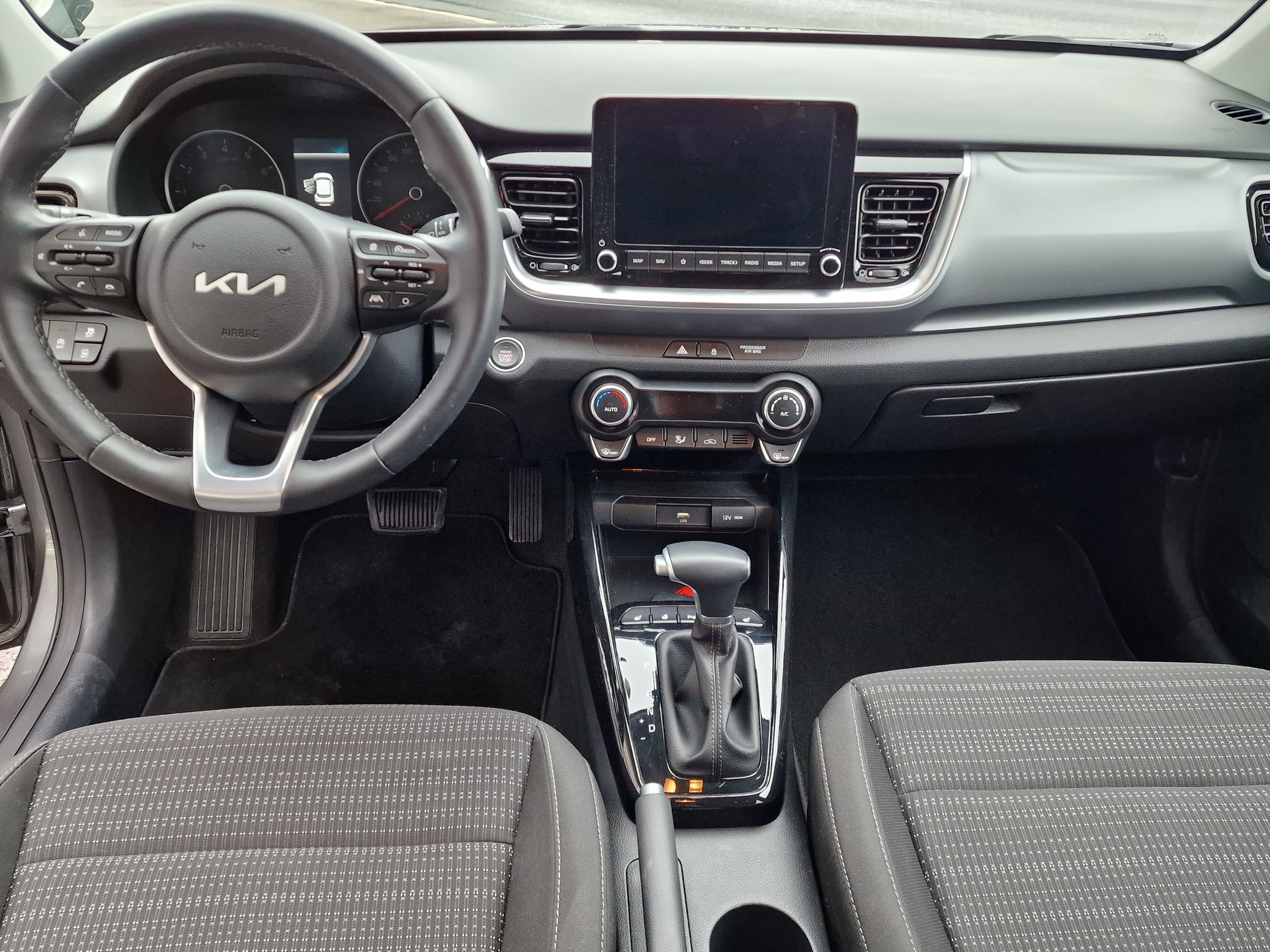 KIA Stonic 1.0 T-GDI DCT Power-image-6