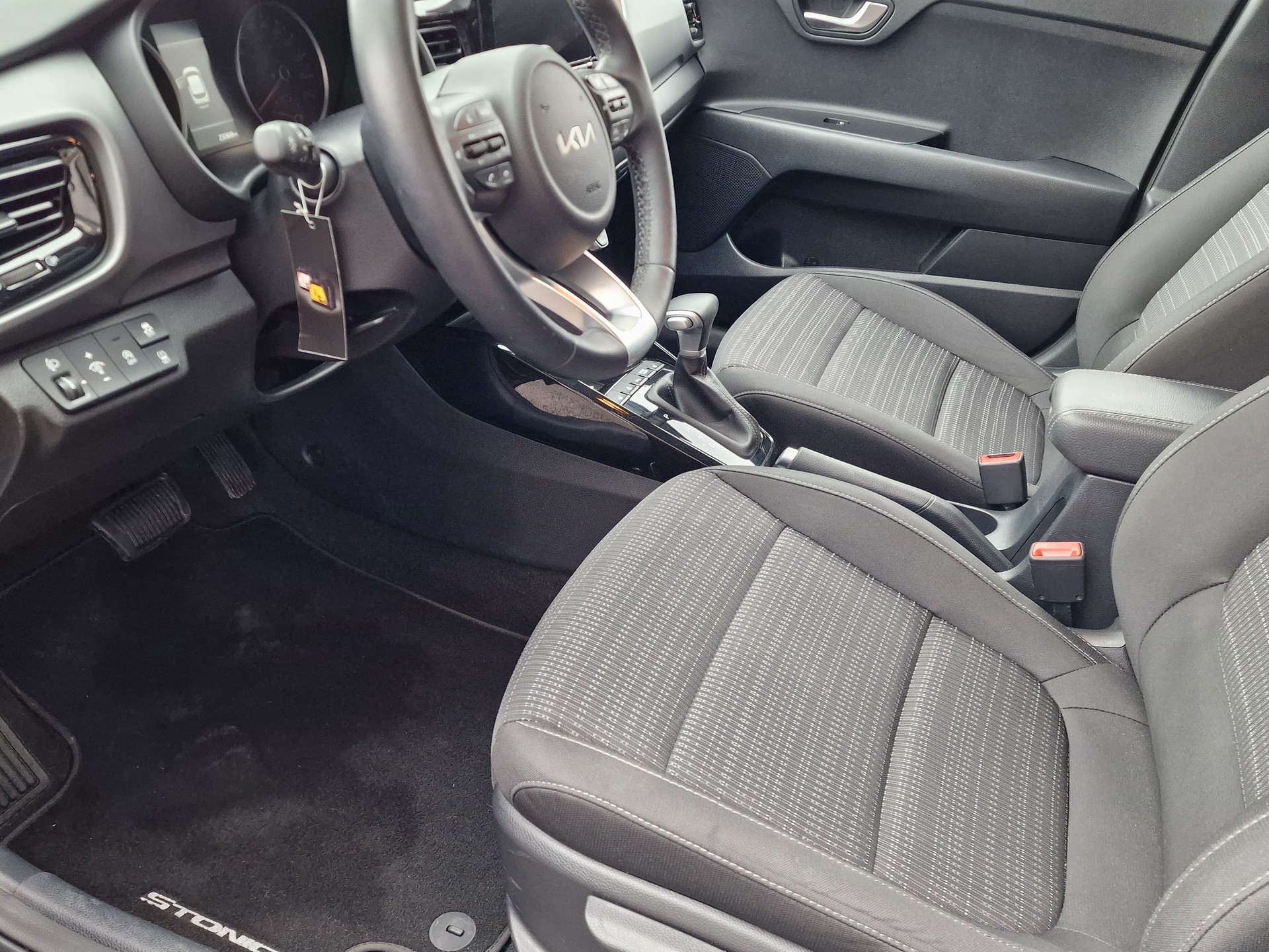 KIA Stonic 1.0 T-GDI DCT Power-image-7