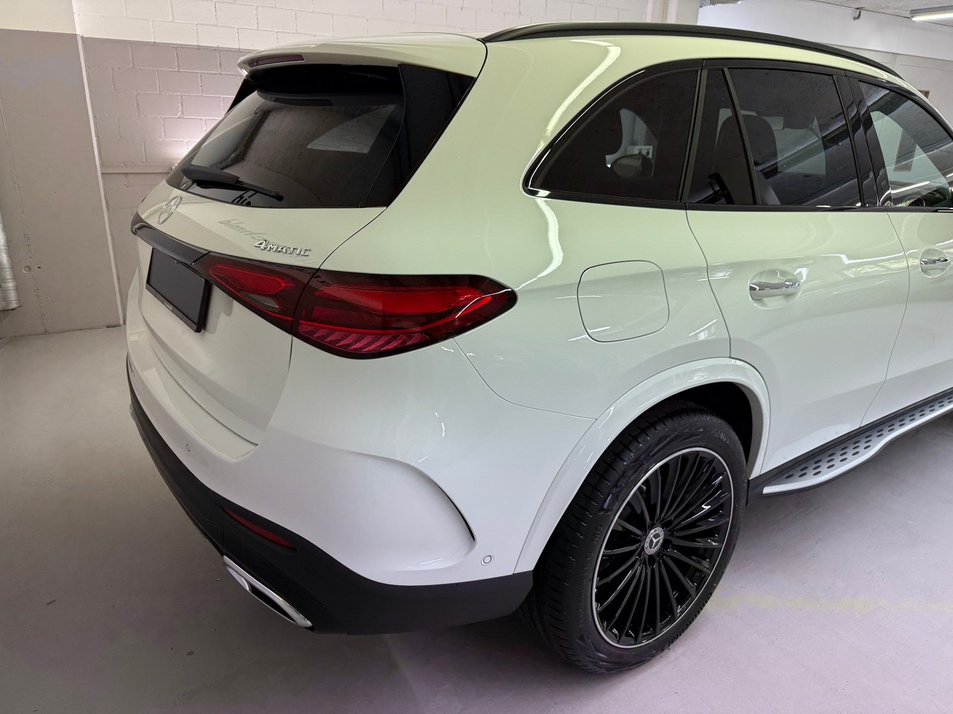 MERCEDES-BENZ GLC 200 4MATIC-image-5